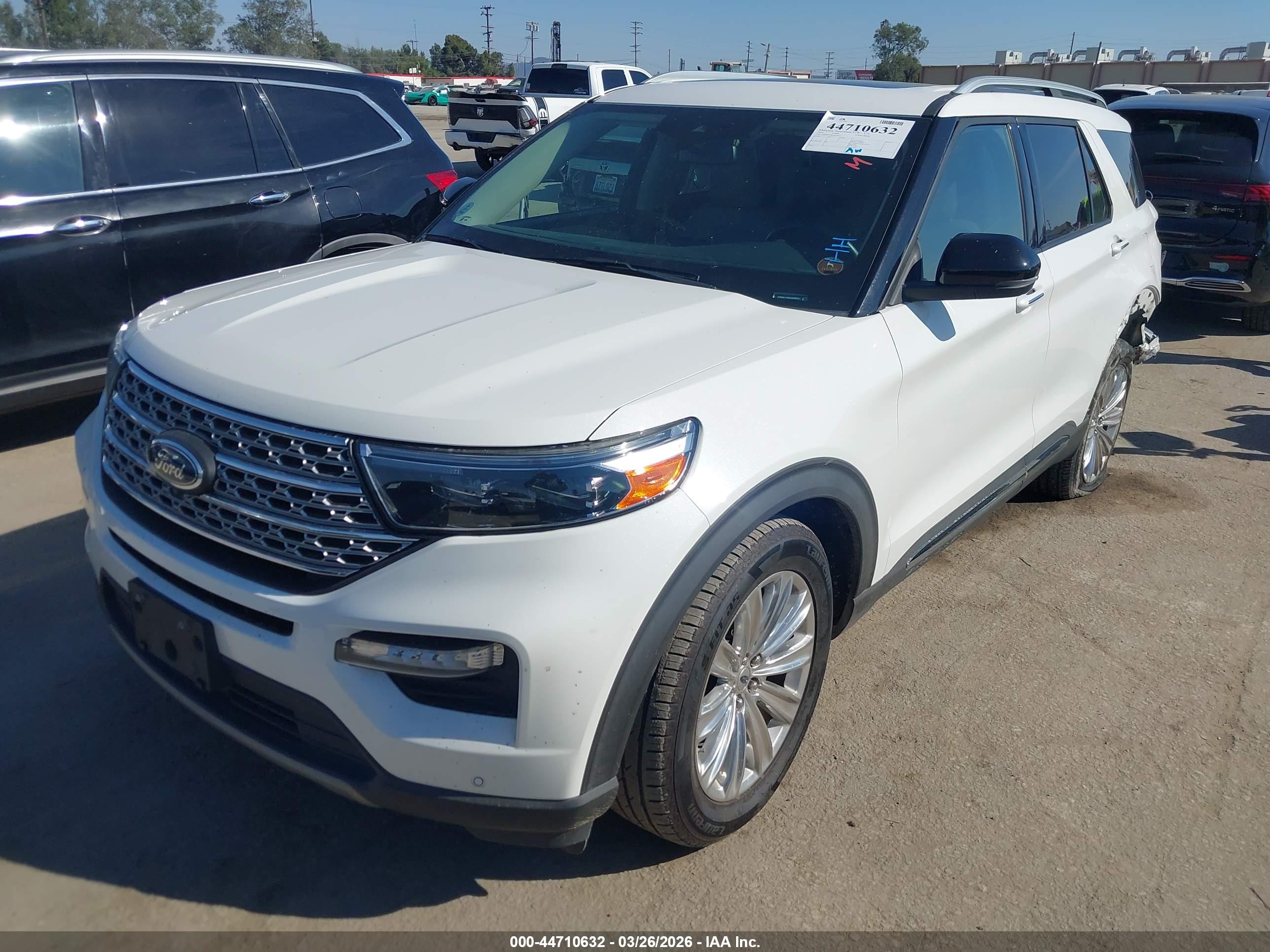 FORD EXPLORER image 2