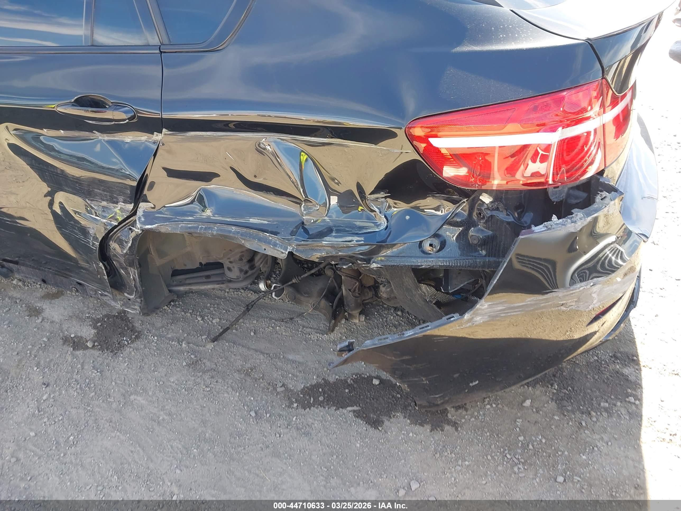 BMW X6 image 6