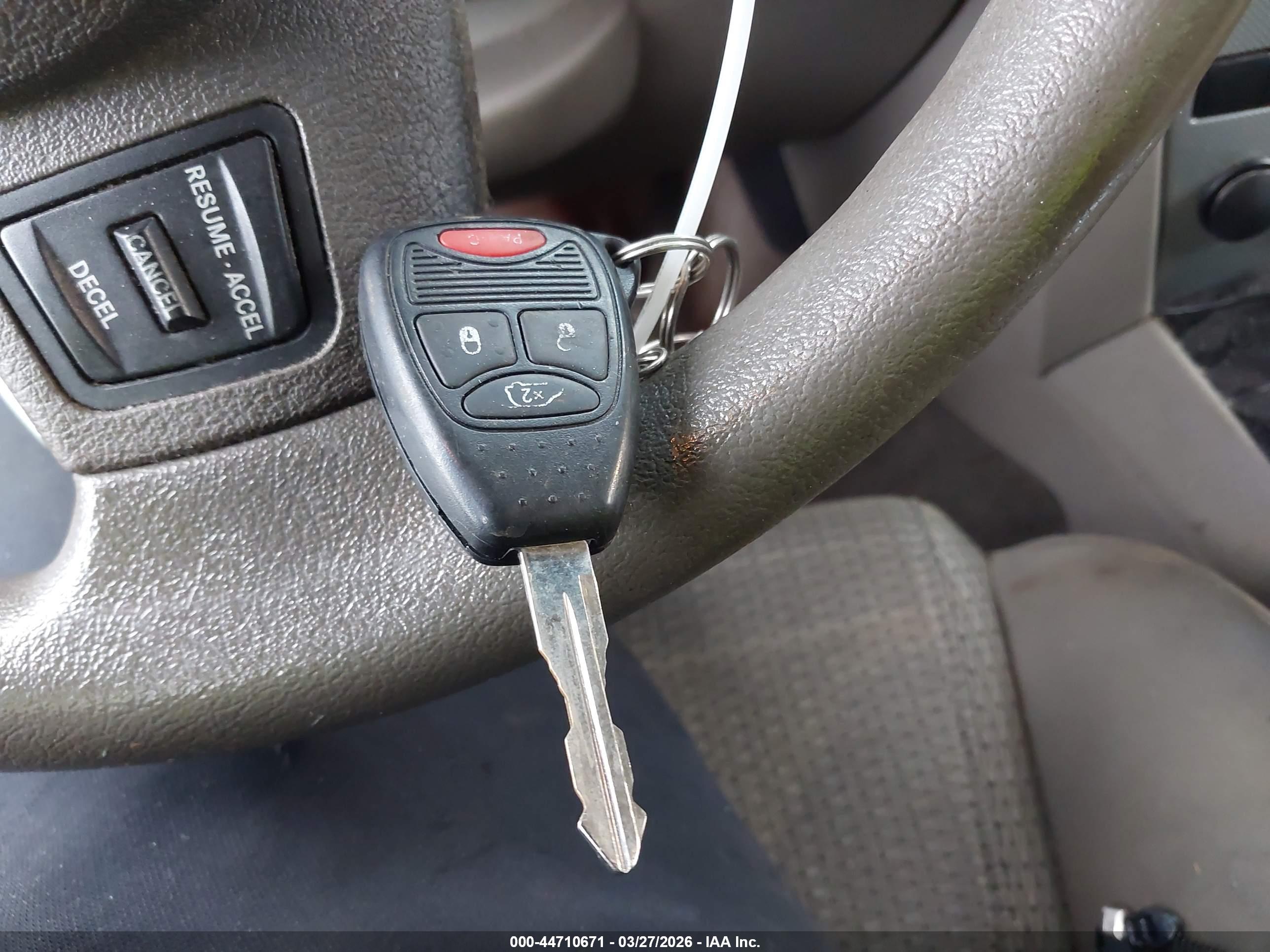 JEEP COMMANDER image 11