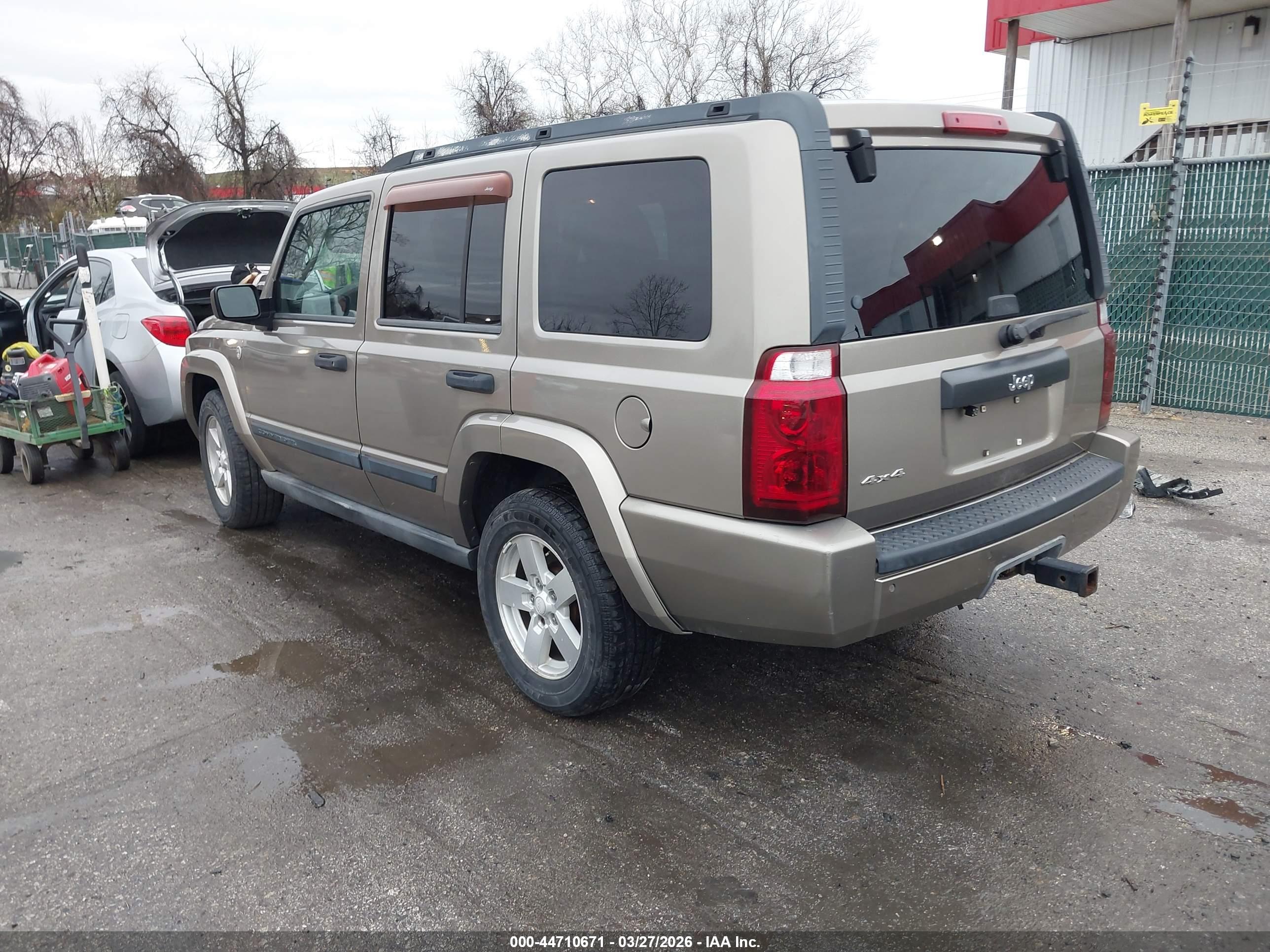 JEEP COMMANDER image 3