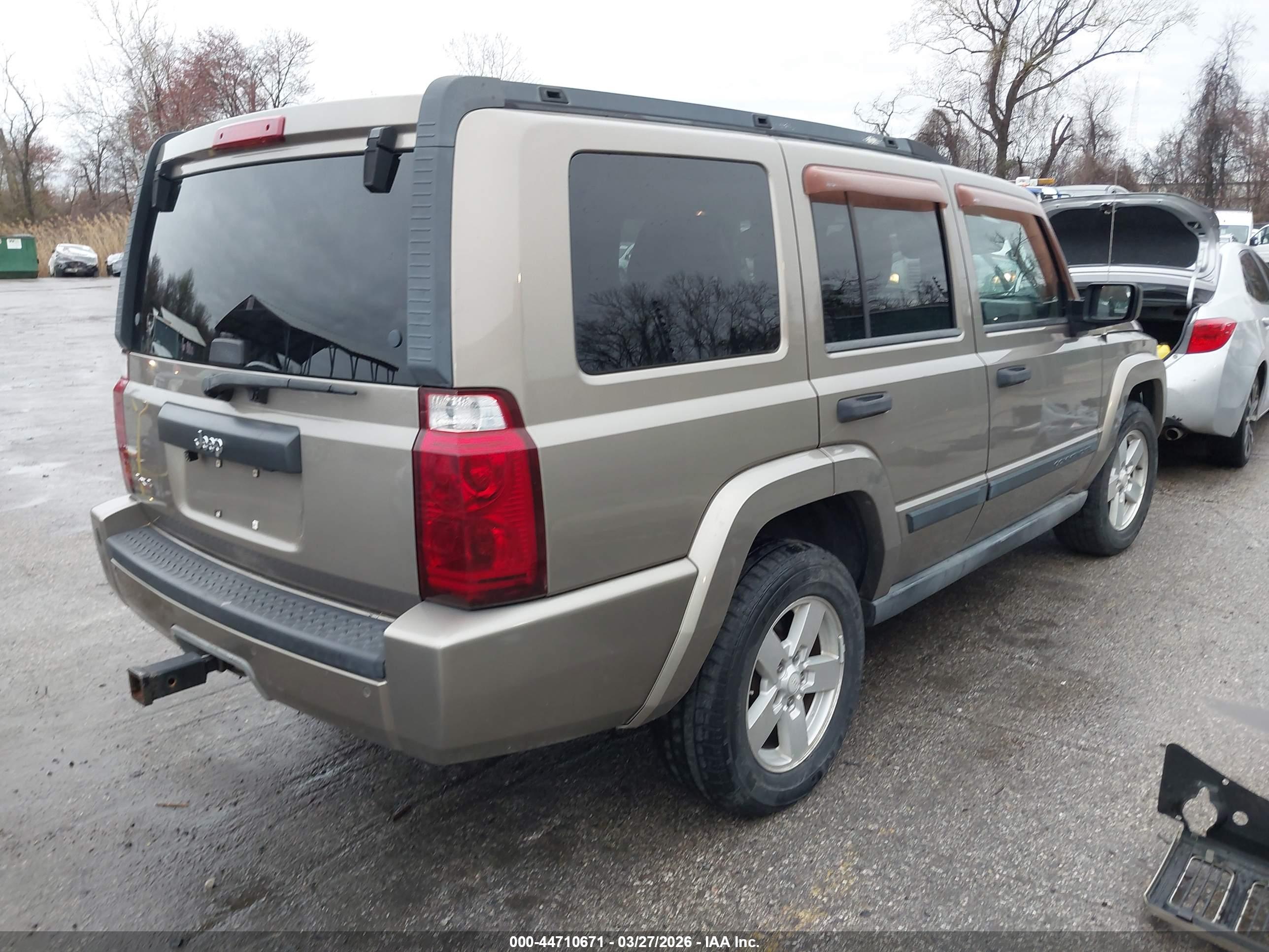 JEEP COMMANDER image 4