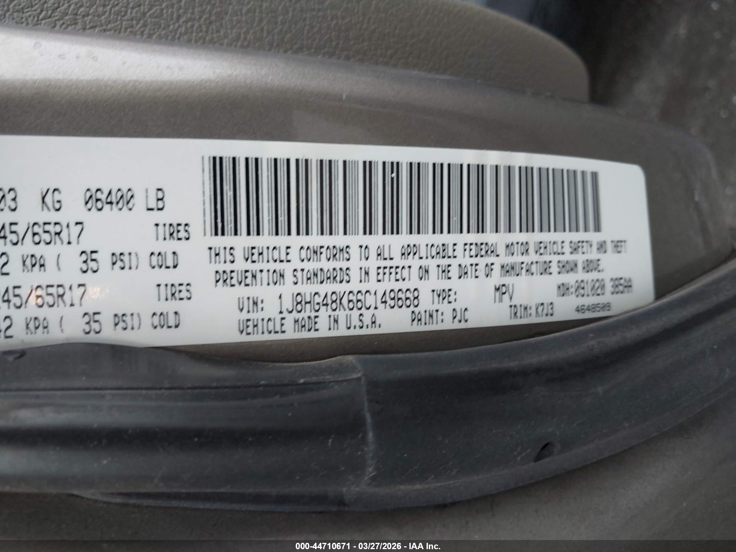 JEEP COMMANDER image 9