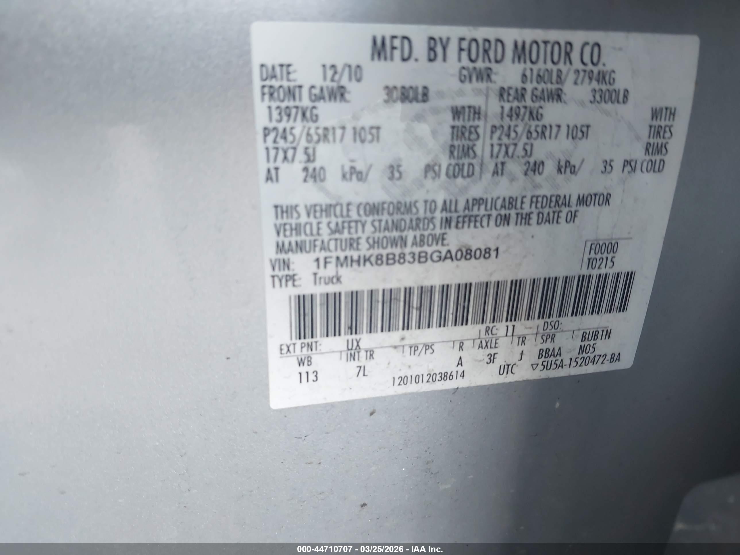 FORD EXPLORER image 9