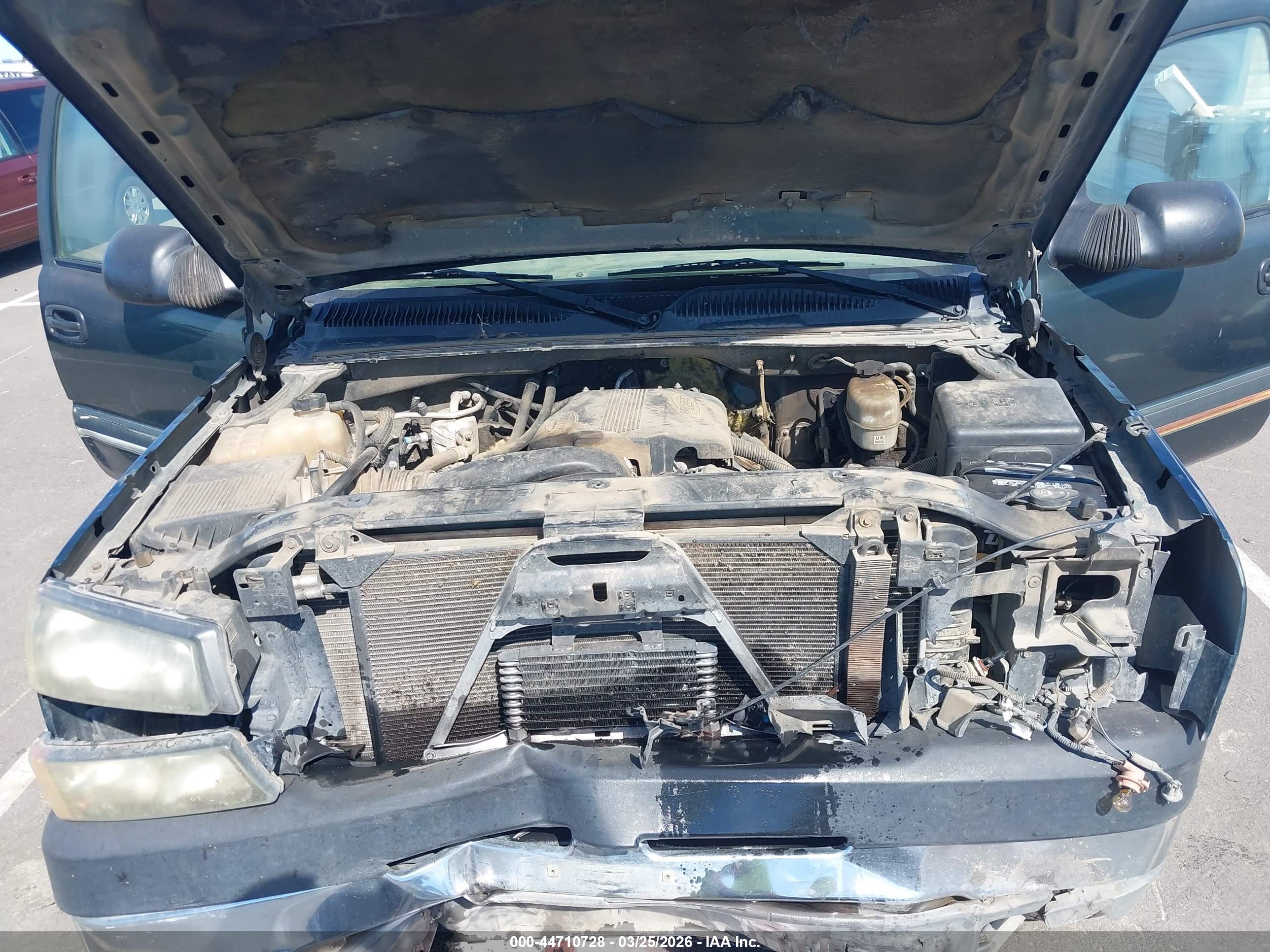 CHEVROLET SILVERADO image 10