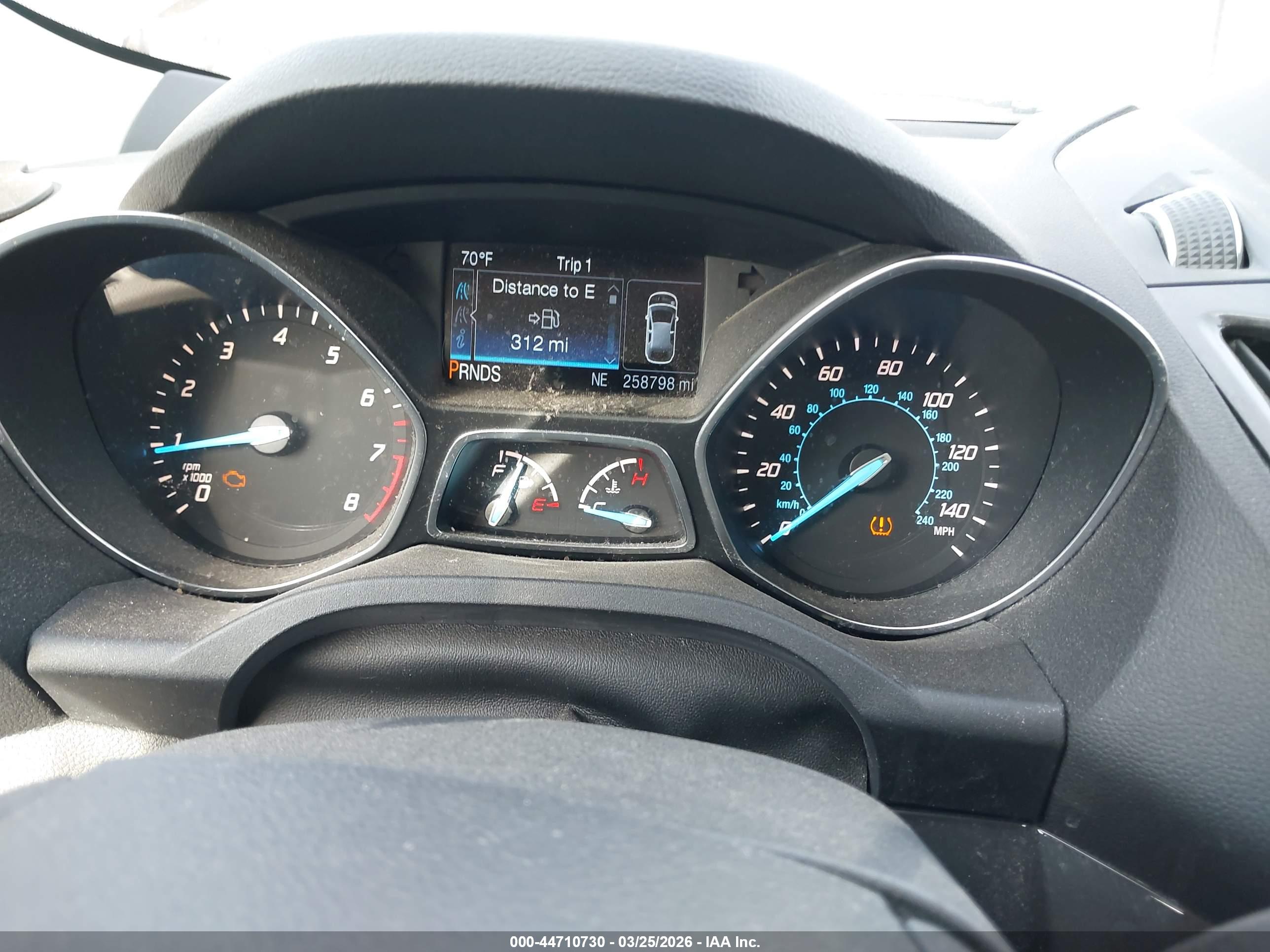 FORD ESCAPE image 7