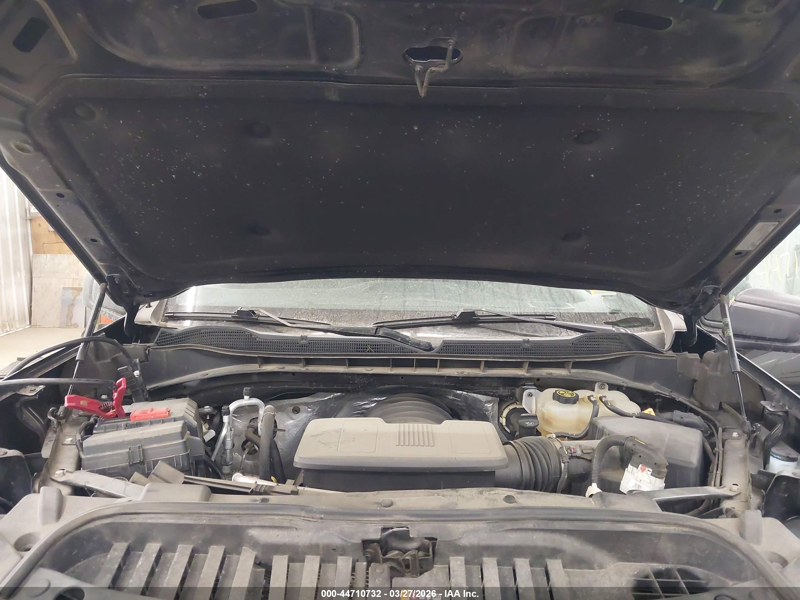 CHEVROLET SILVERADO image 10