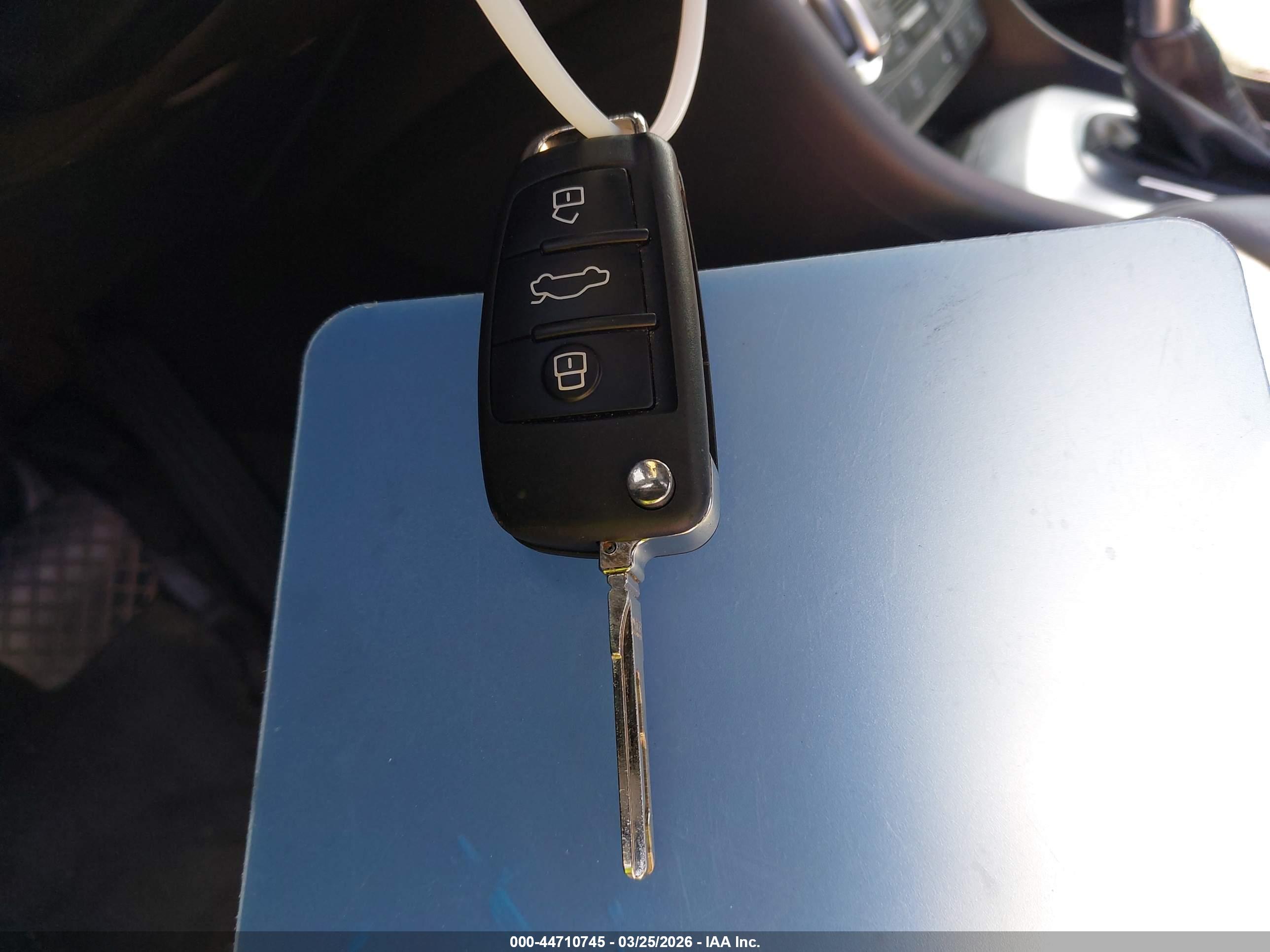 AUDI Q3 image 11