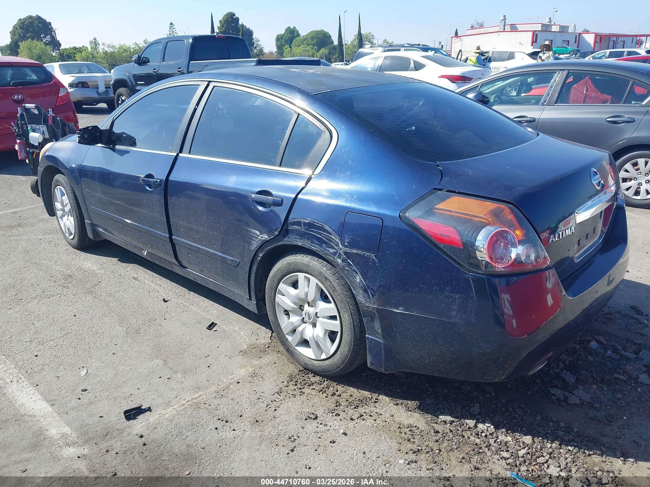 NISSAN ALTIMA image 3