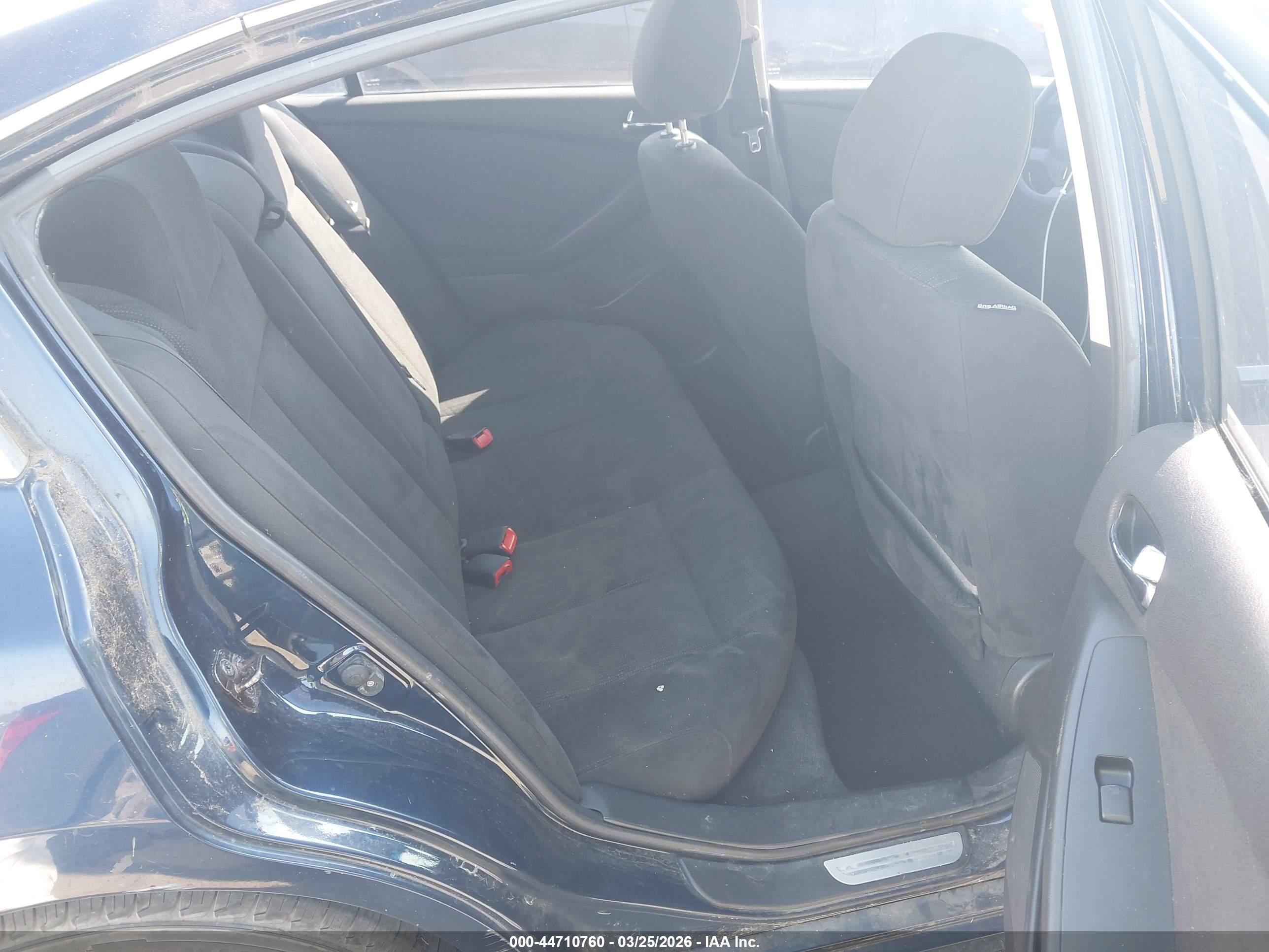 NISSAN ALTIMA image 8
