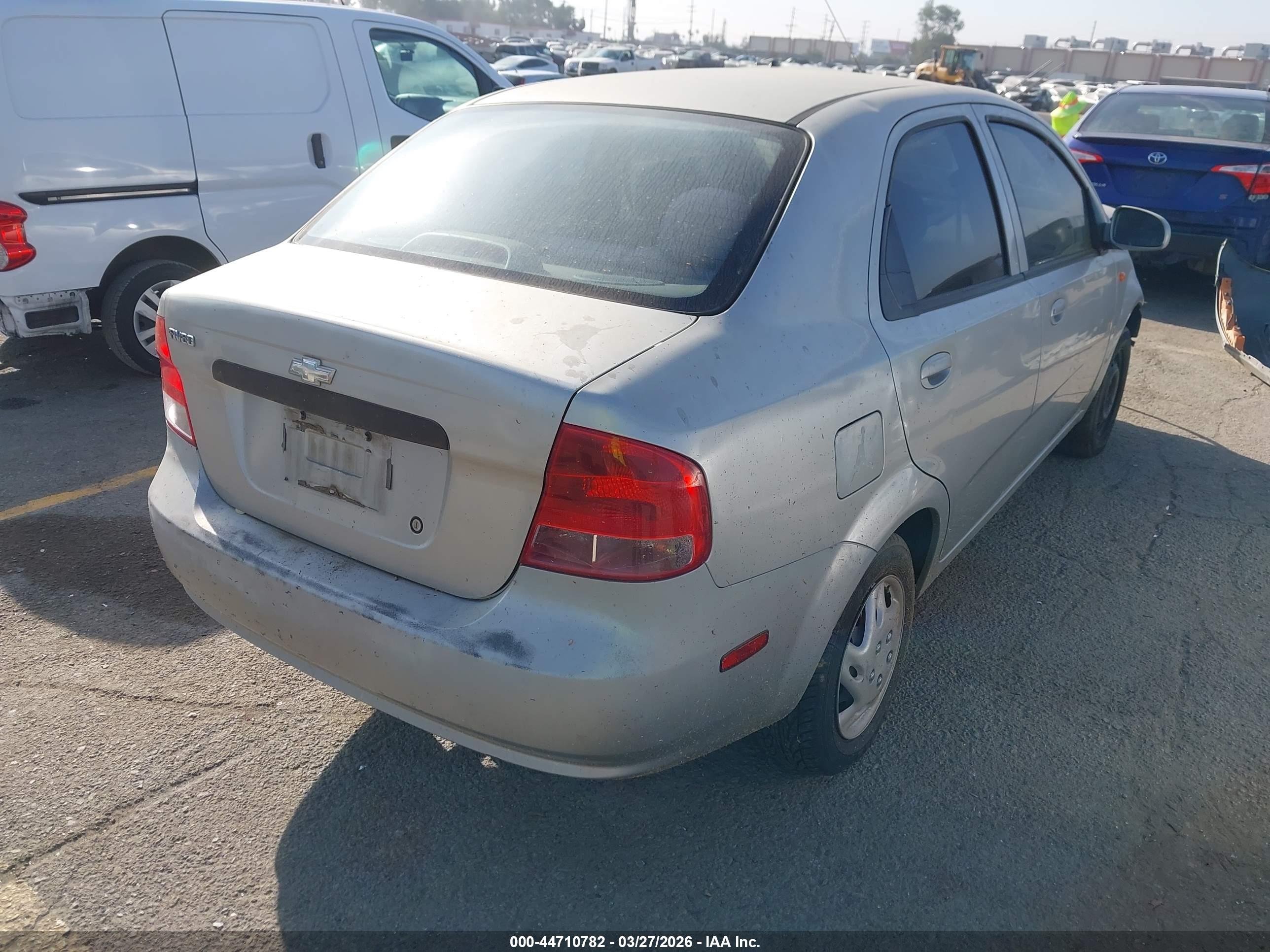 CHEVROLET AVEO image 4