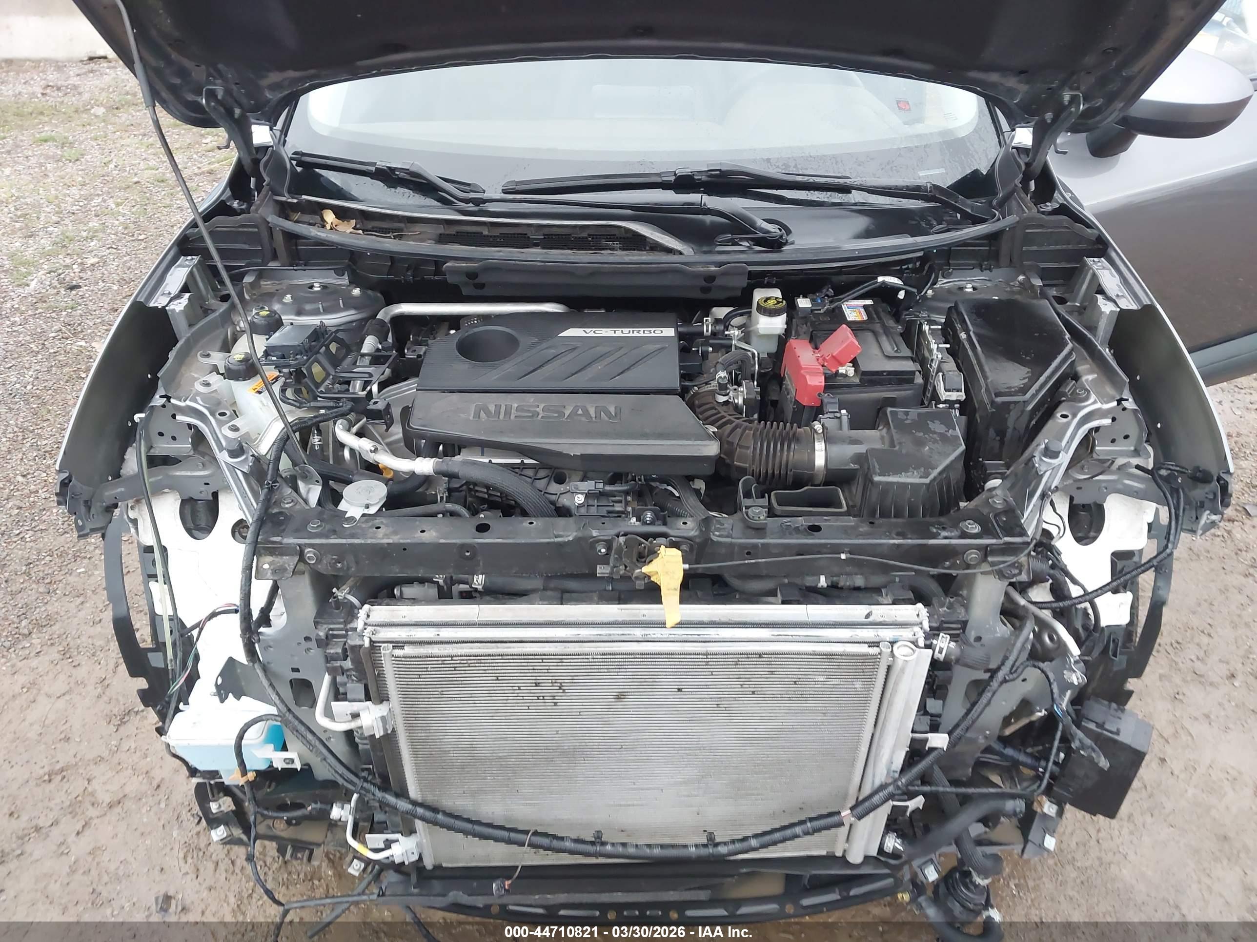 NISSAN ROGUE image 10