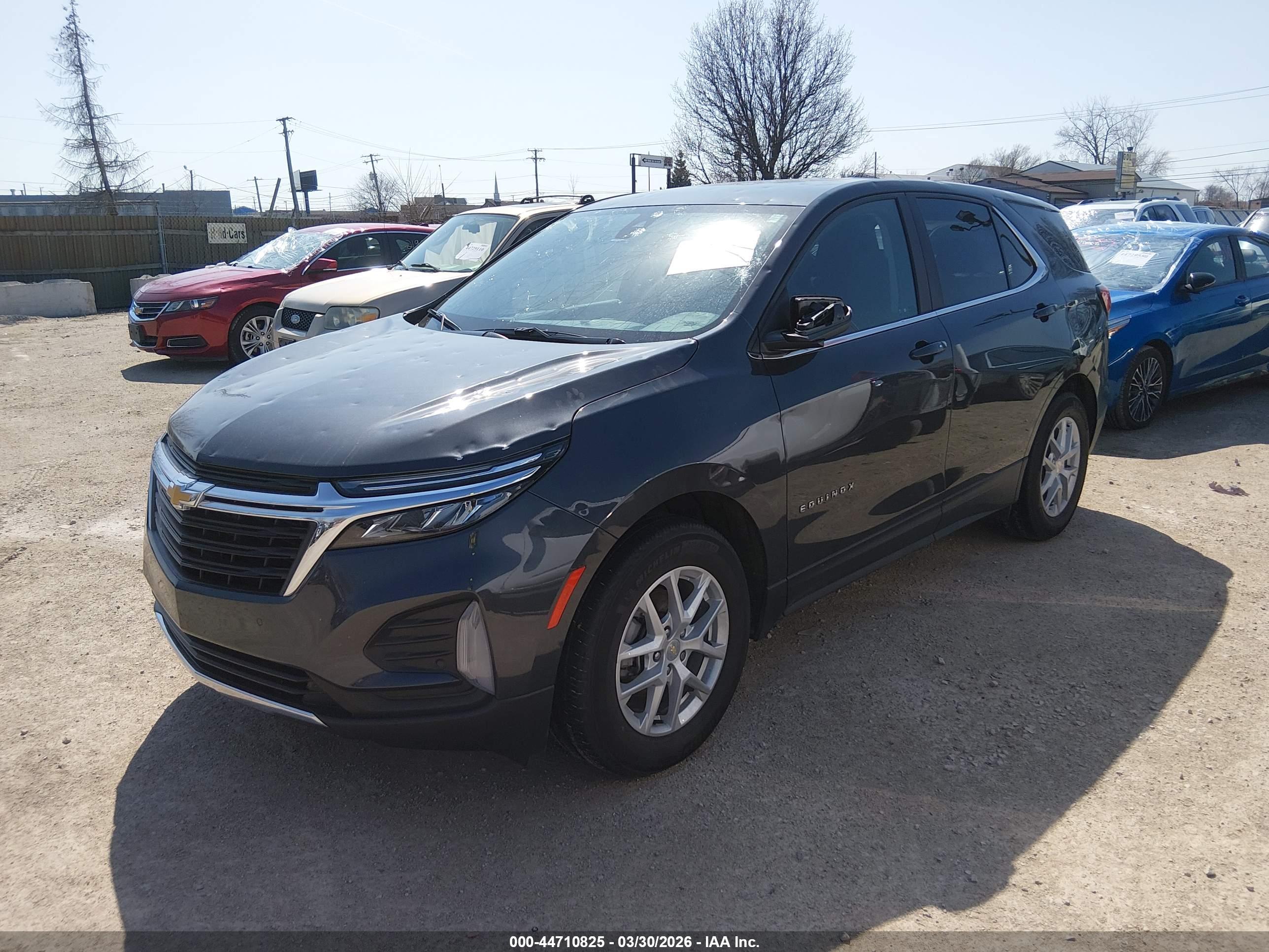 CHEVROLET EQUINOX image 2