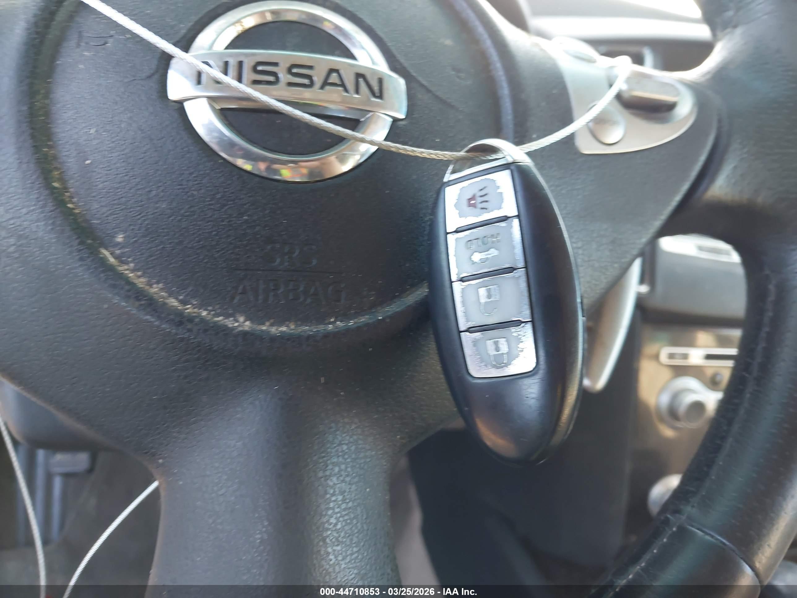 NISSAN MAXIMA image 11
