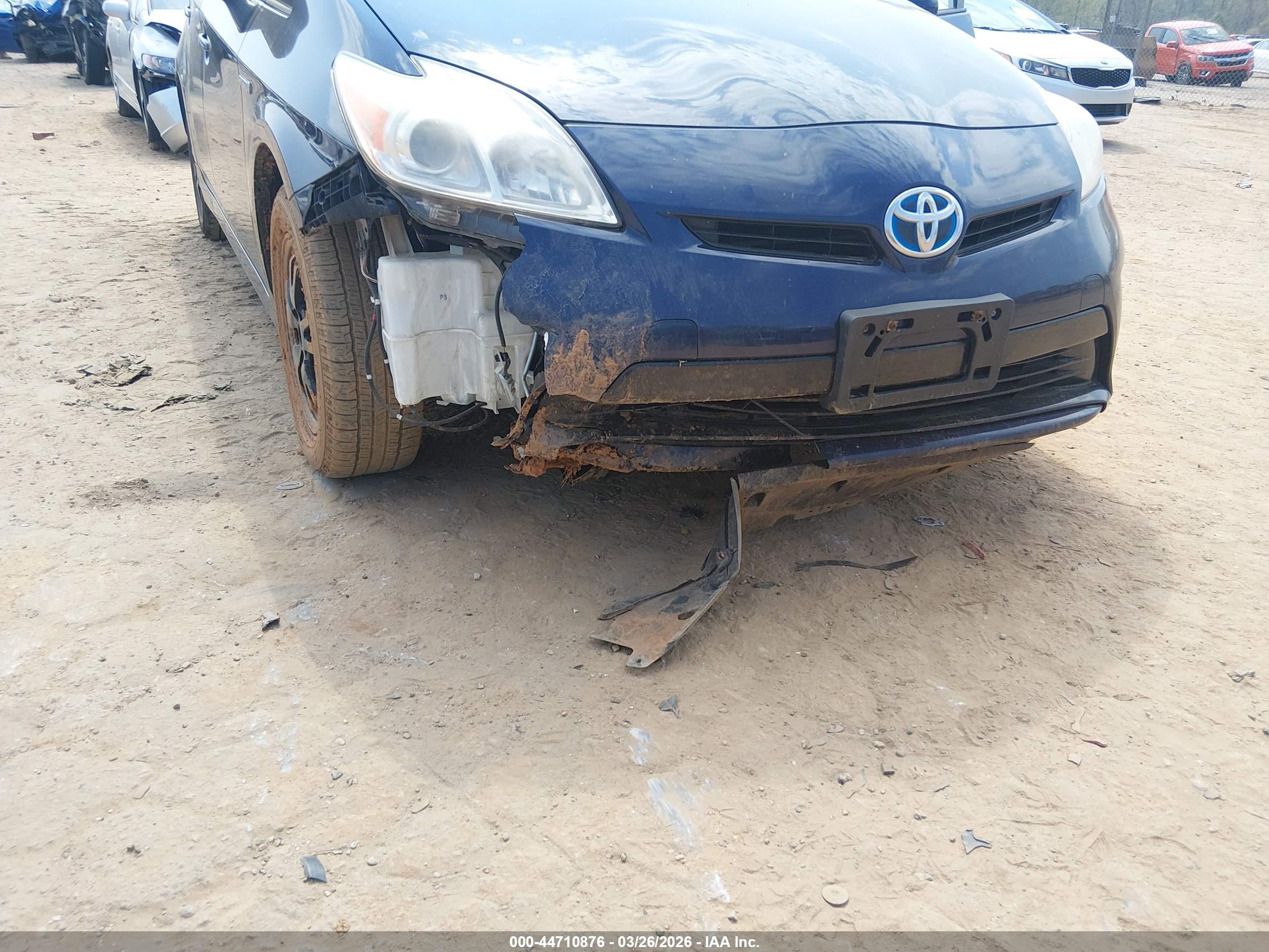 TOYOTA PRIUS image 6