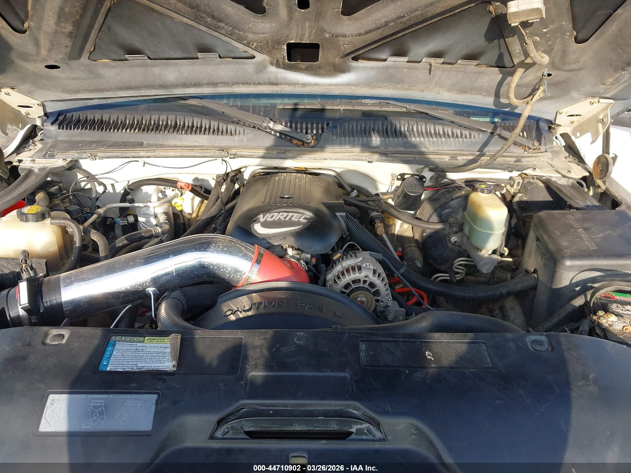 CHEVROLET SILVERADO image 10