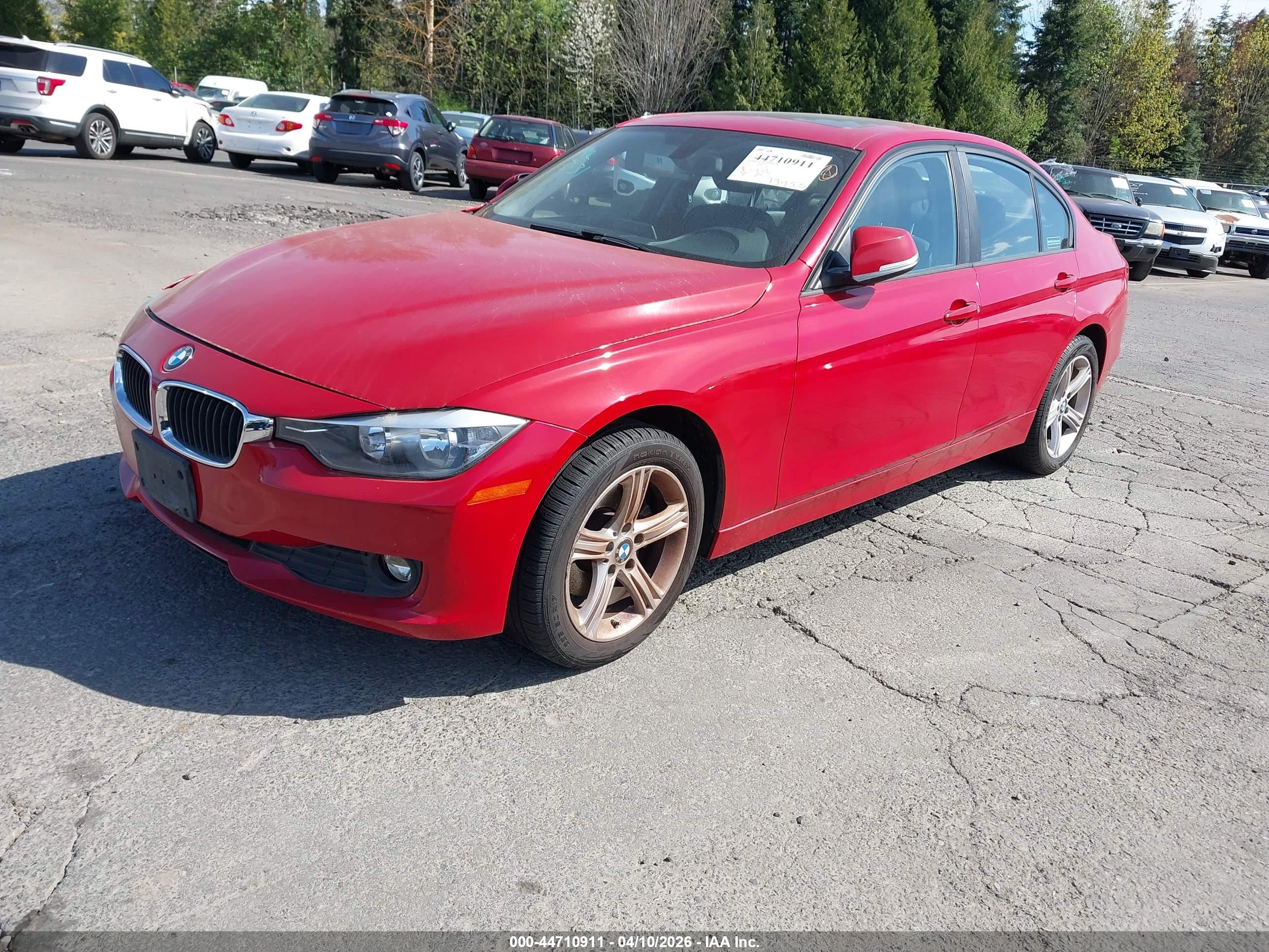 BMW 320I image 2