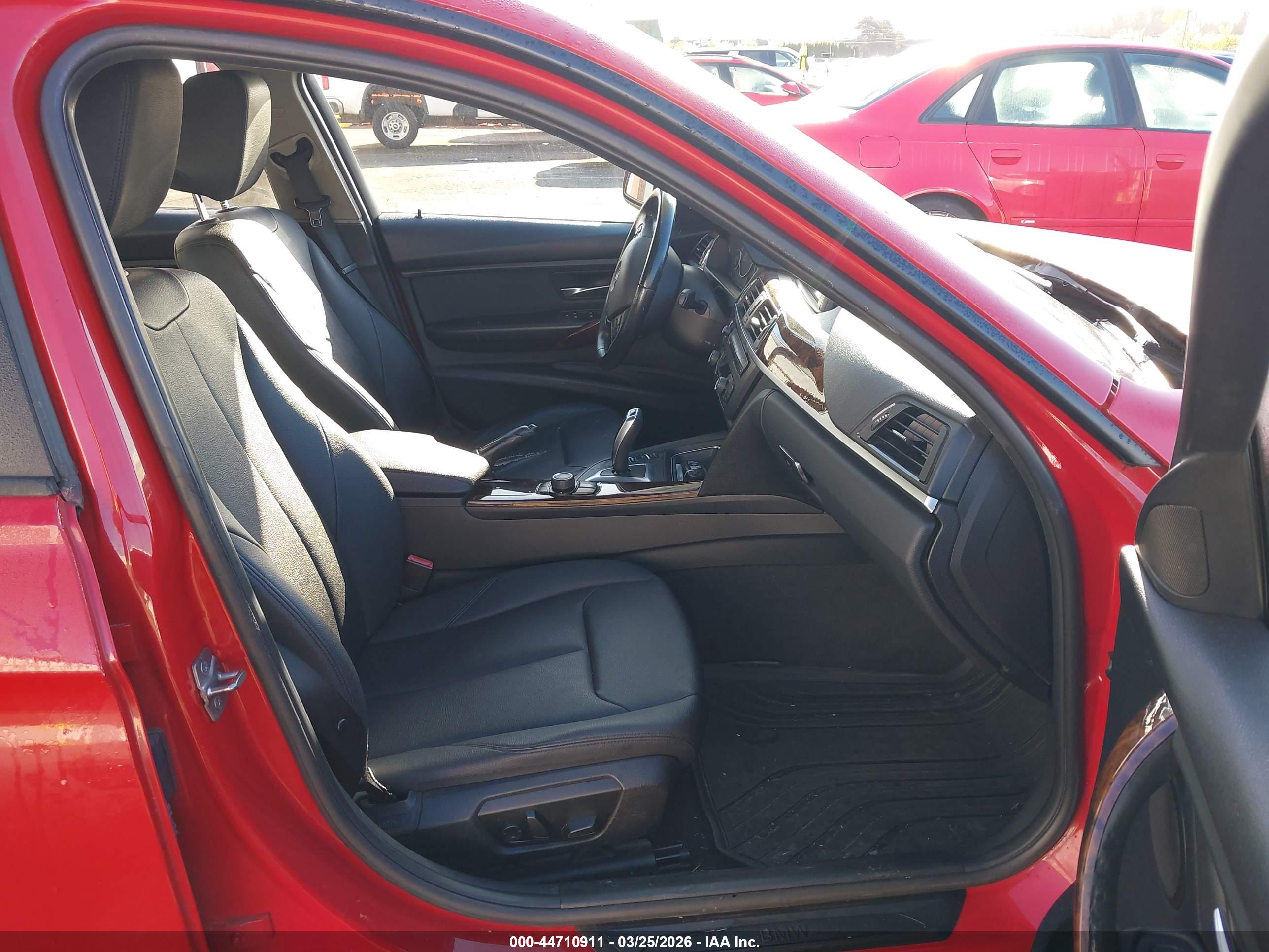 BMW 320I image 5