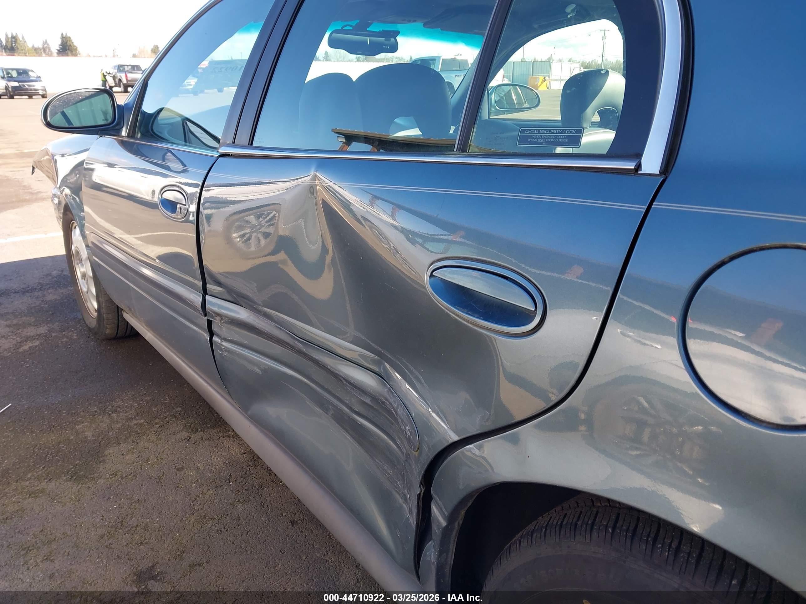 BUICK LESABRE image 6