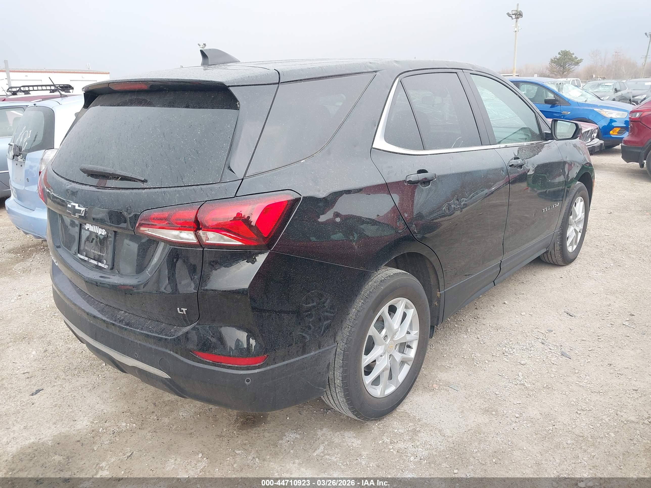 CHEVROLET EQUINOX image 4