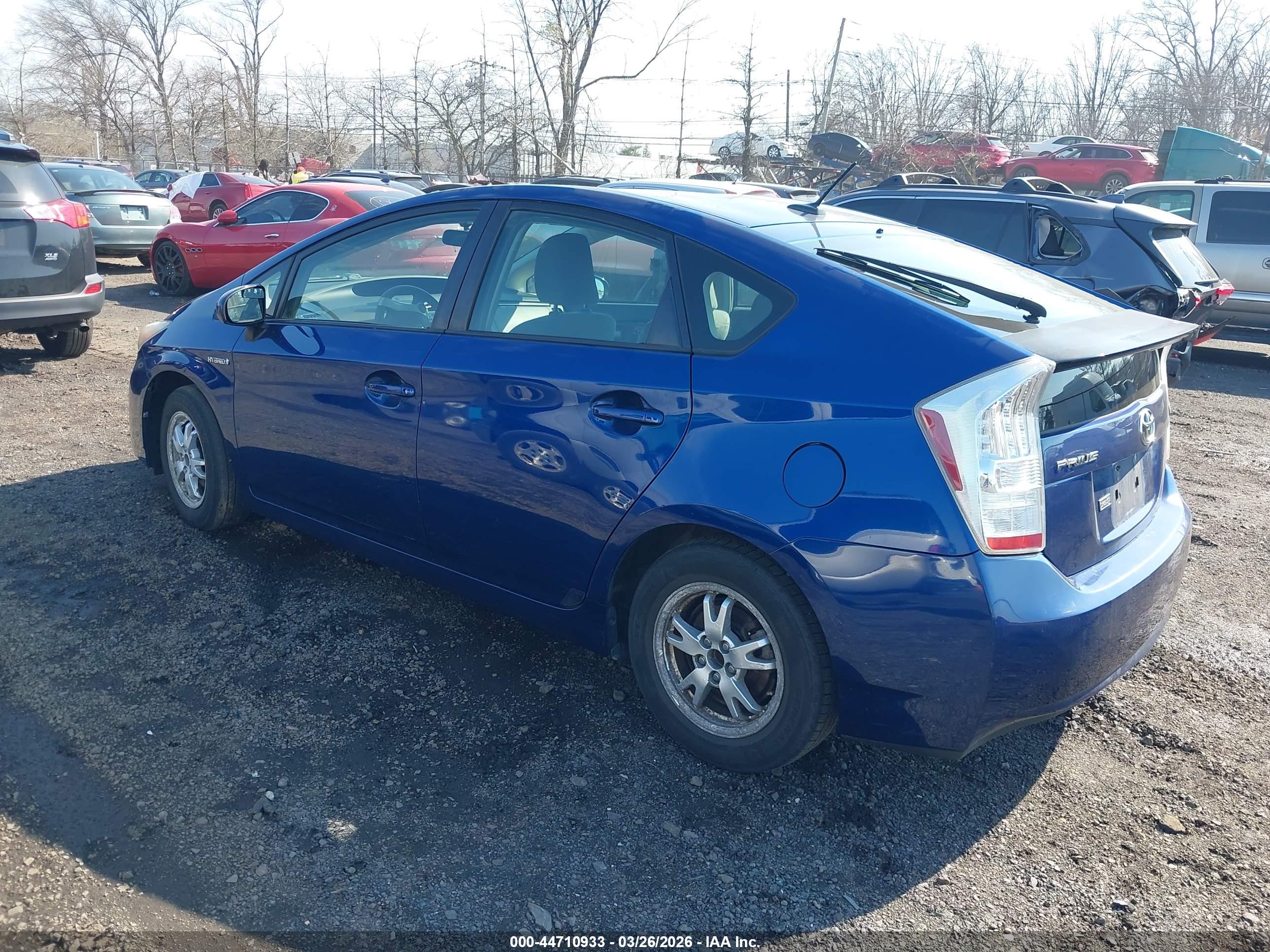 TOYOTA PRIUS image 3