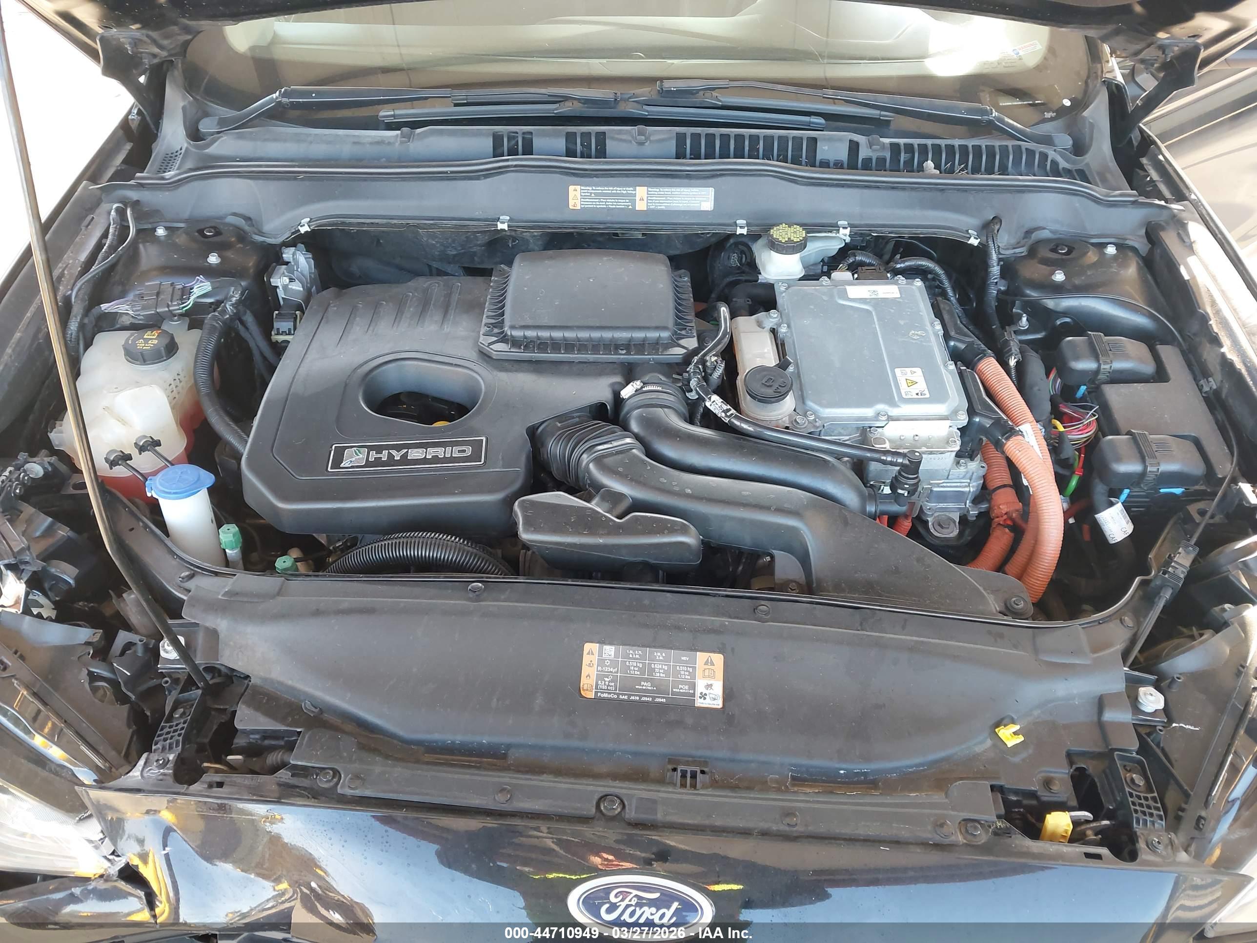FORD FUSION image 10