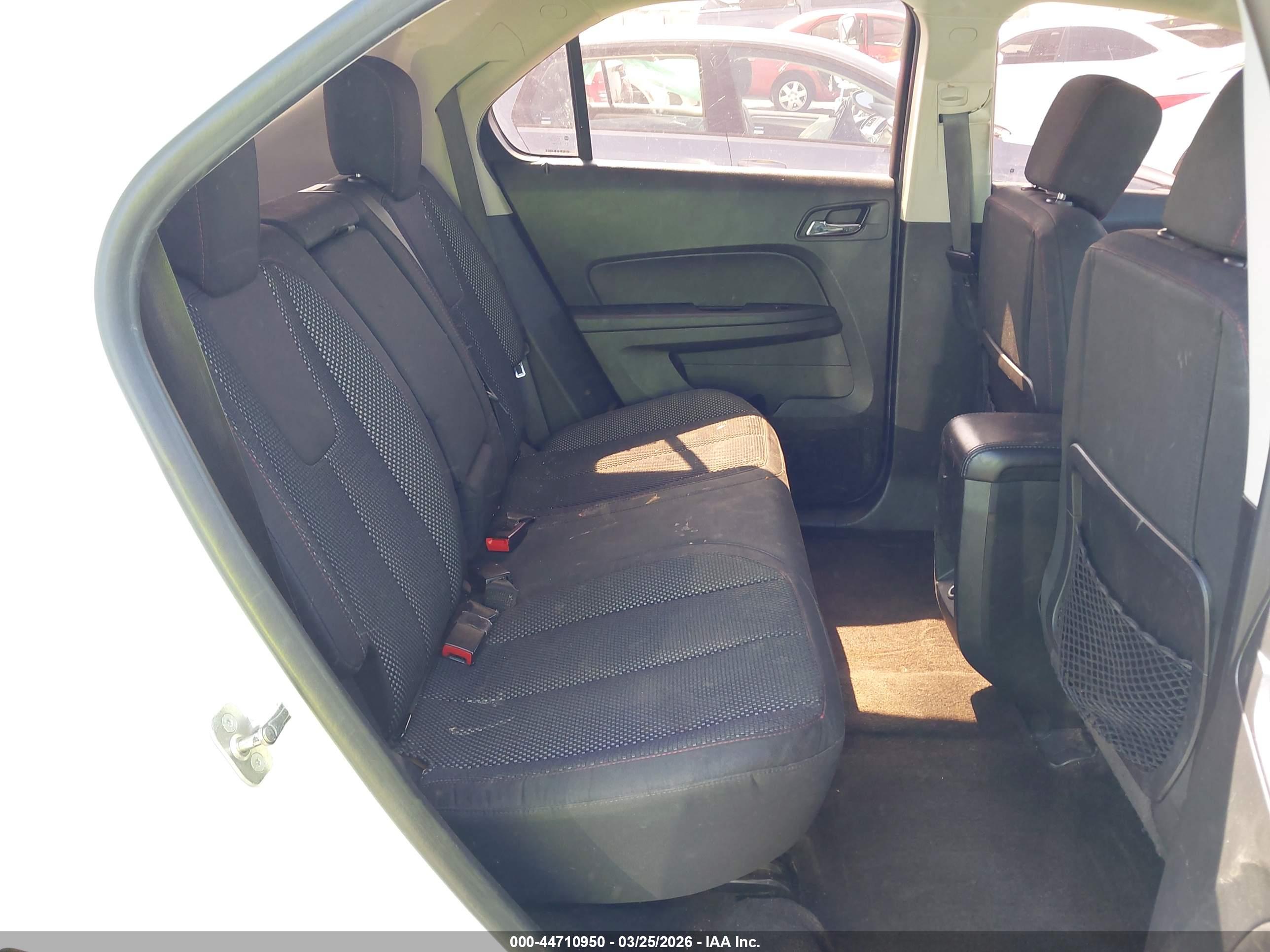 CHEVROLET EQUINOX image 8