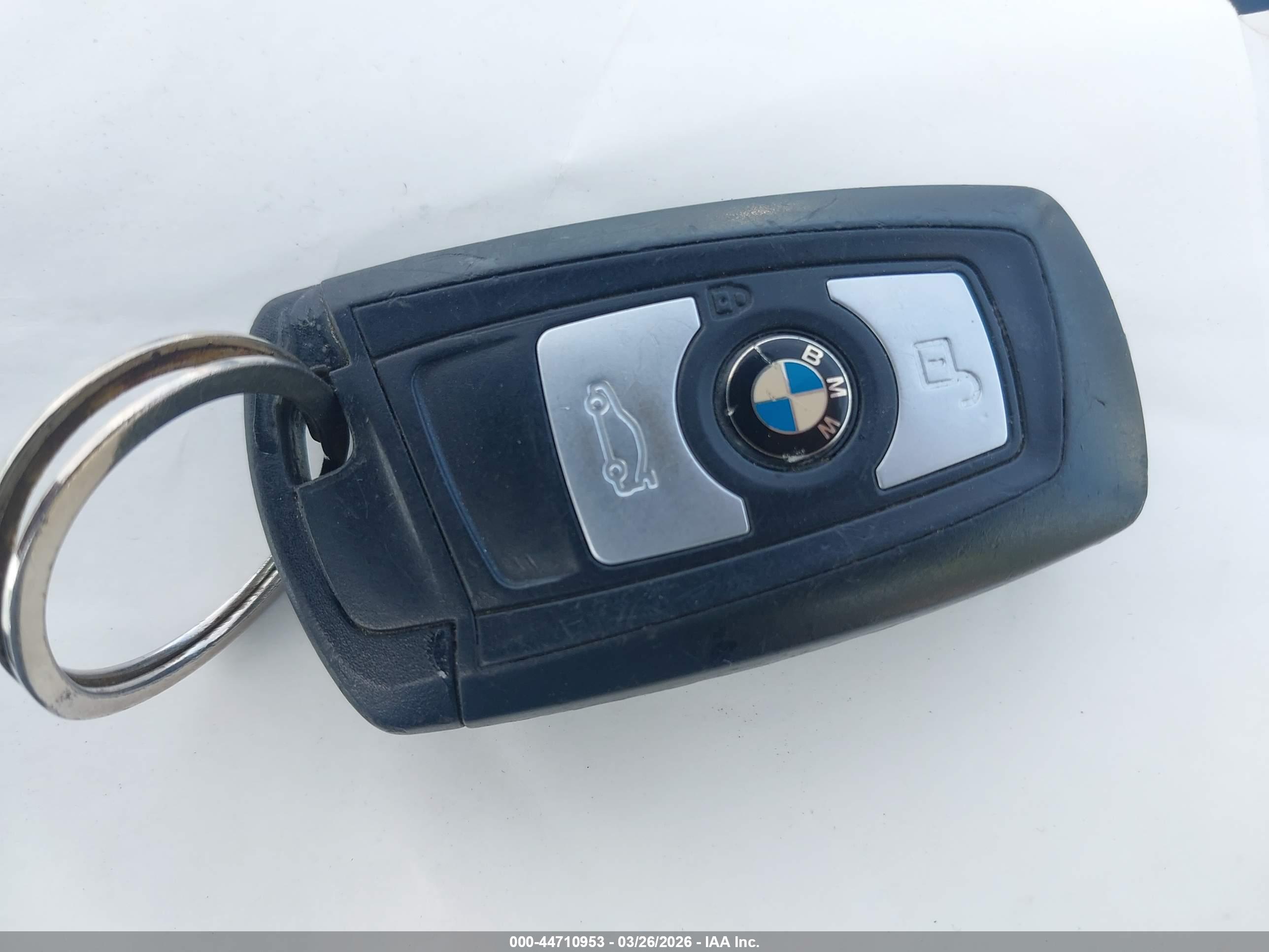 BMW 328I image 11