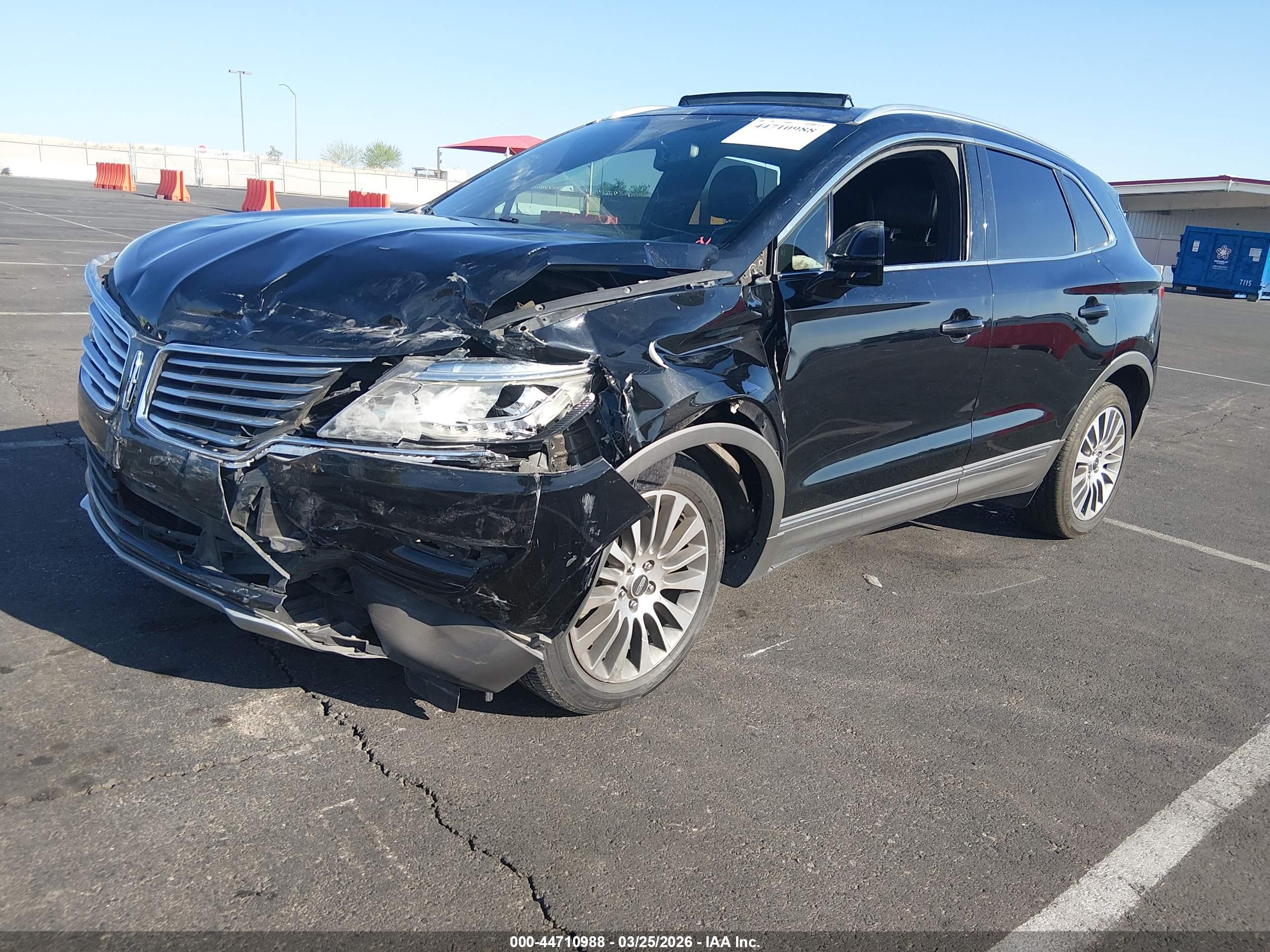 LINCOLN MKC image 2