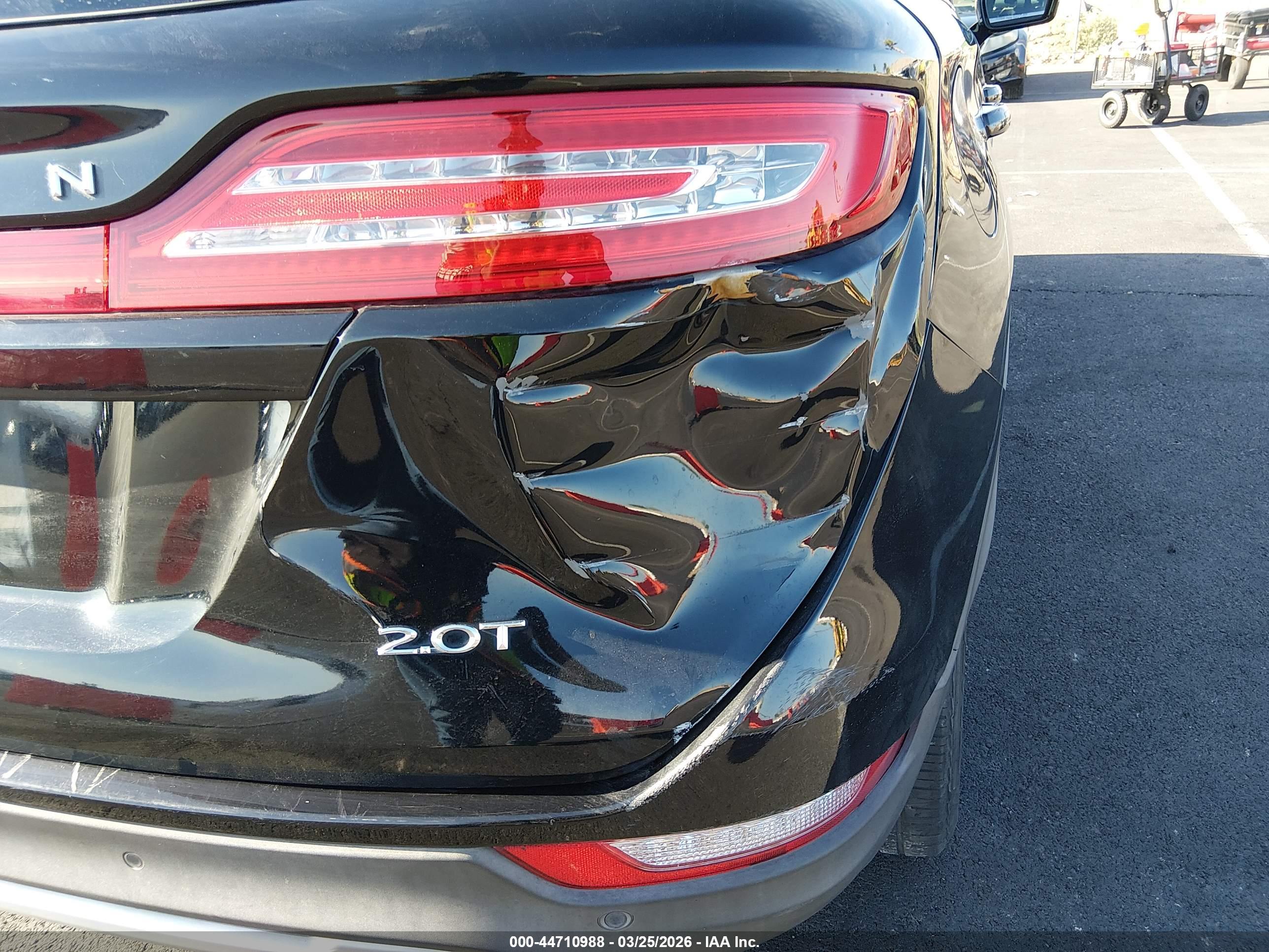 LINCOLN MKC image 6