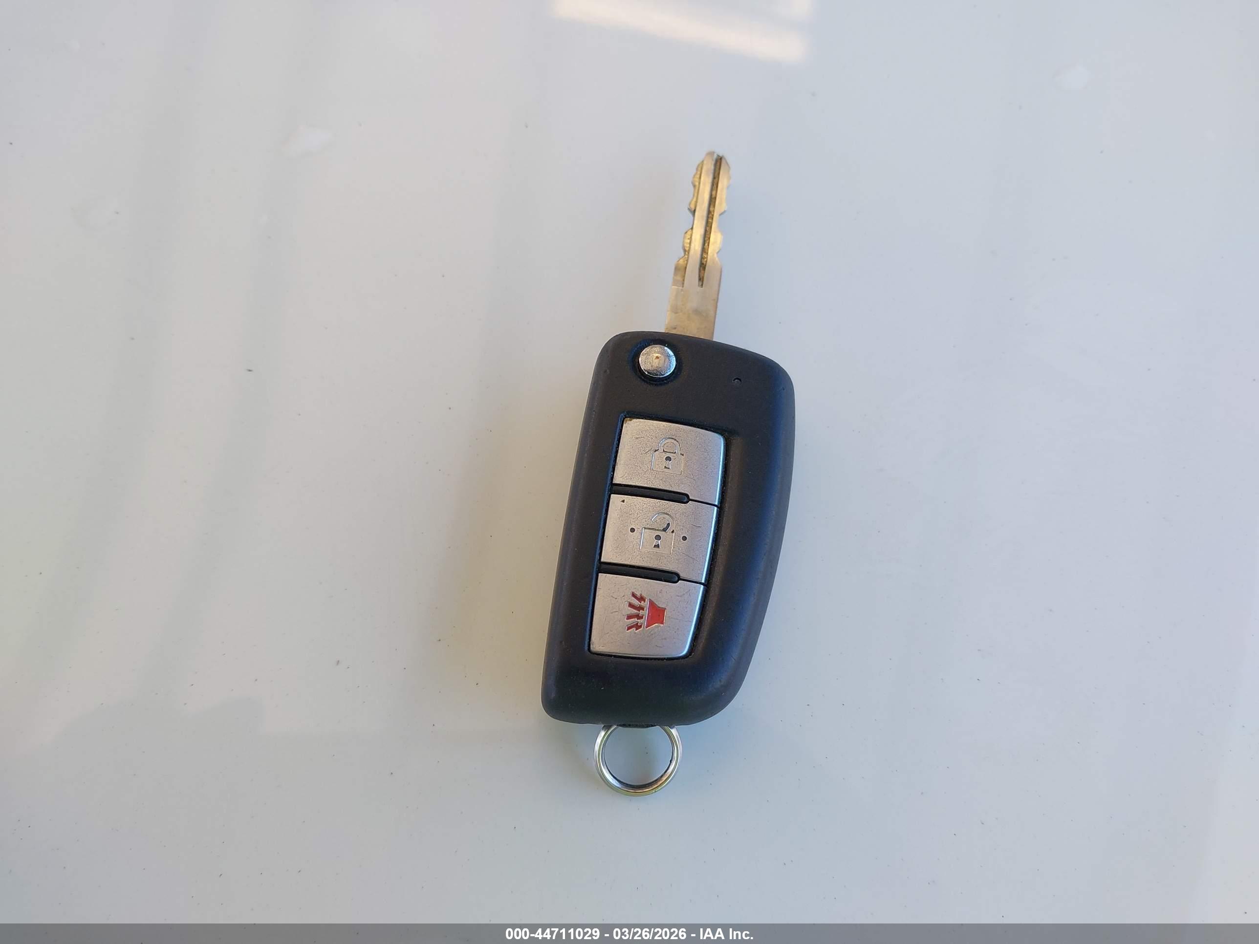 NISSAN ROGUE image 11