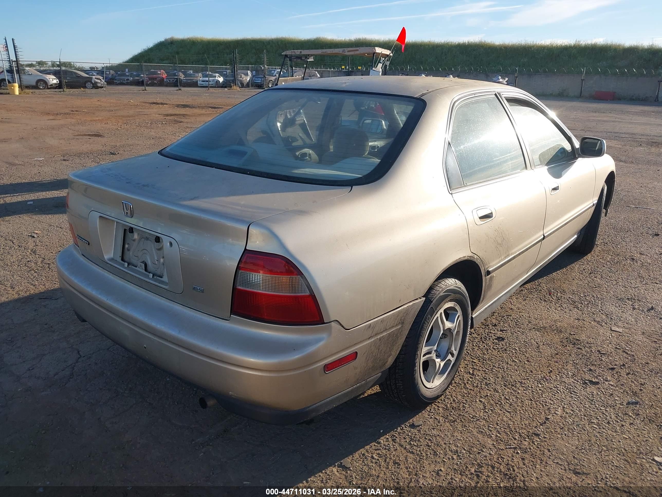 HONDA ACCORD image 4