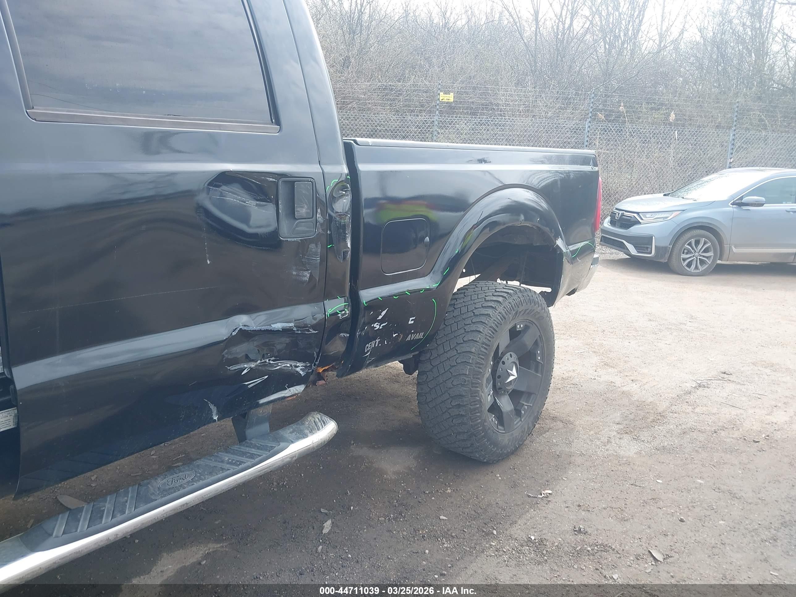 FORD F-250 image 6