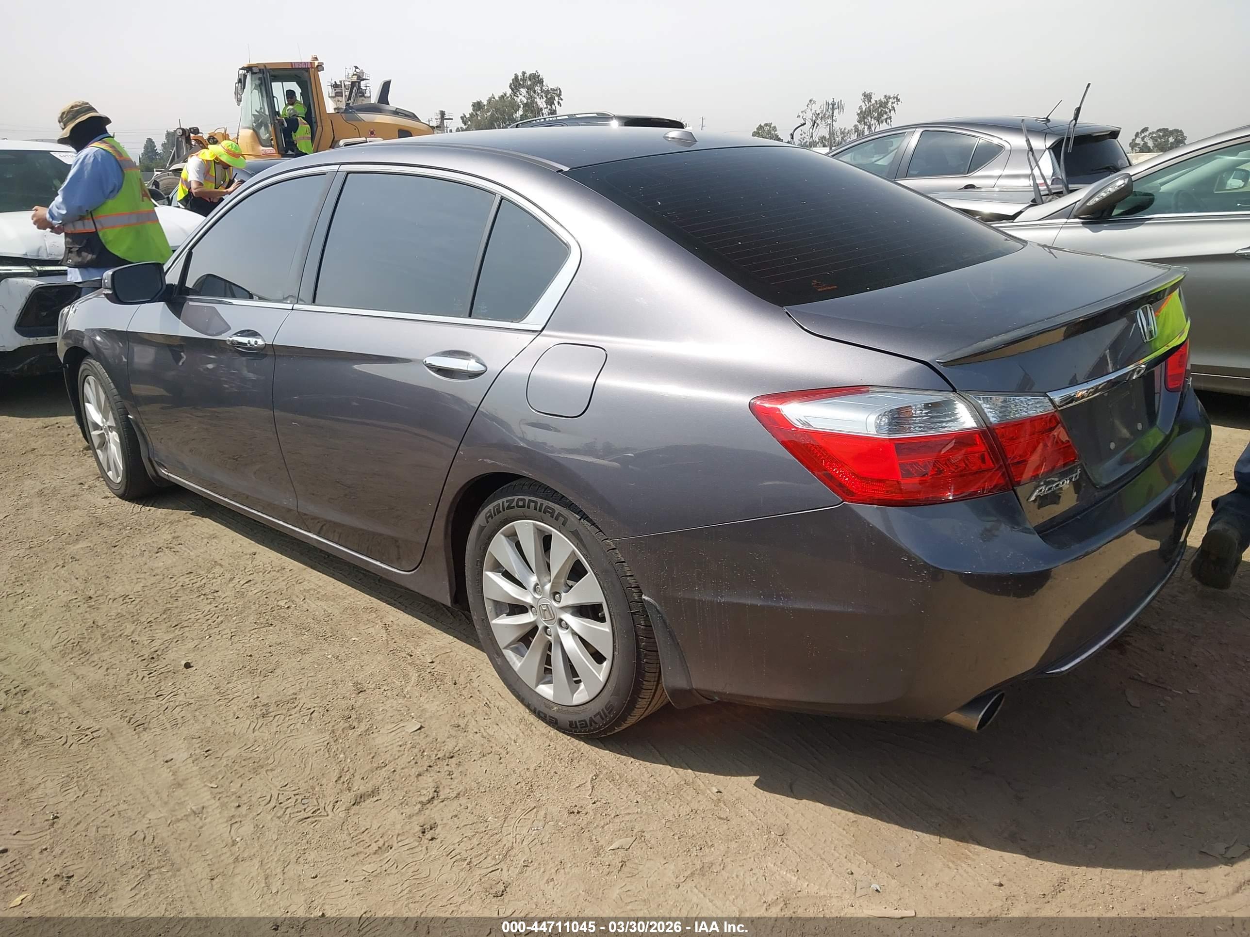 HONDA ACCORD image 3