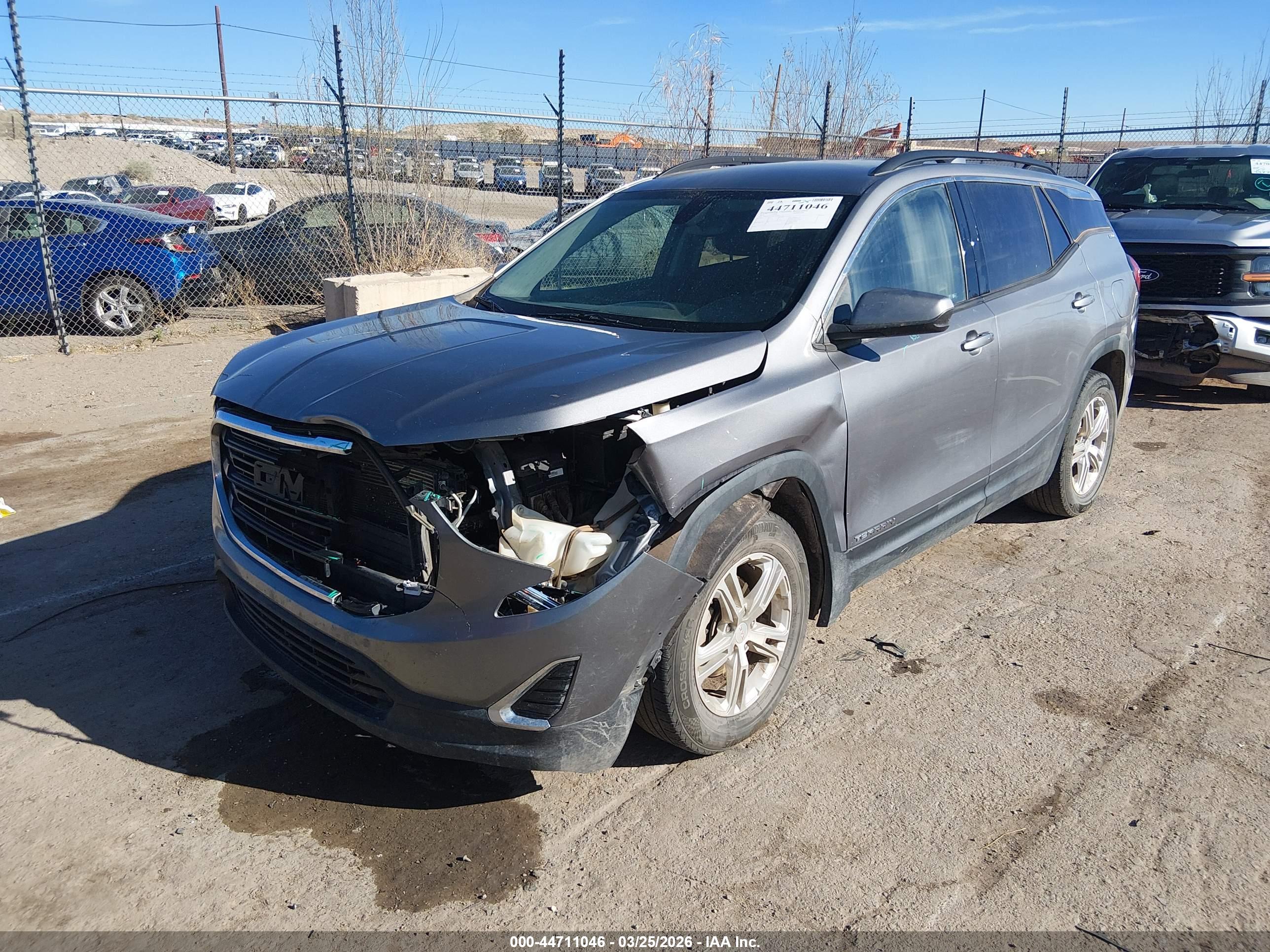 GMC TERRAIN image 6
