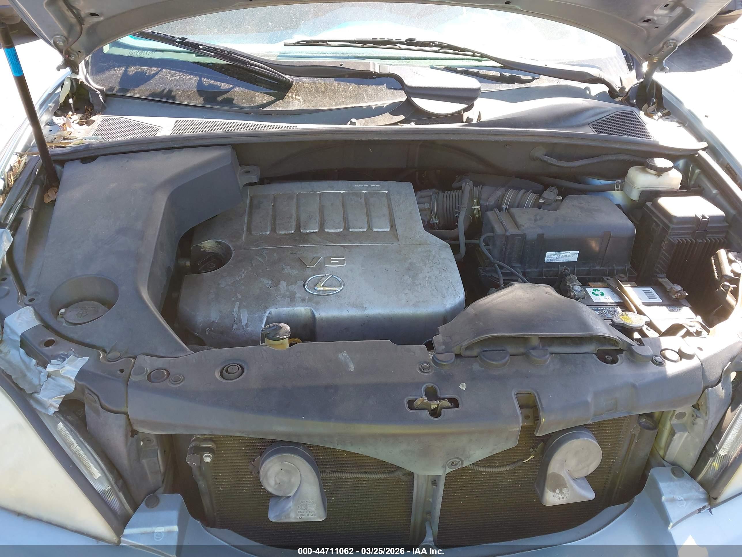 LEXUS RX image 10