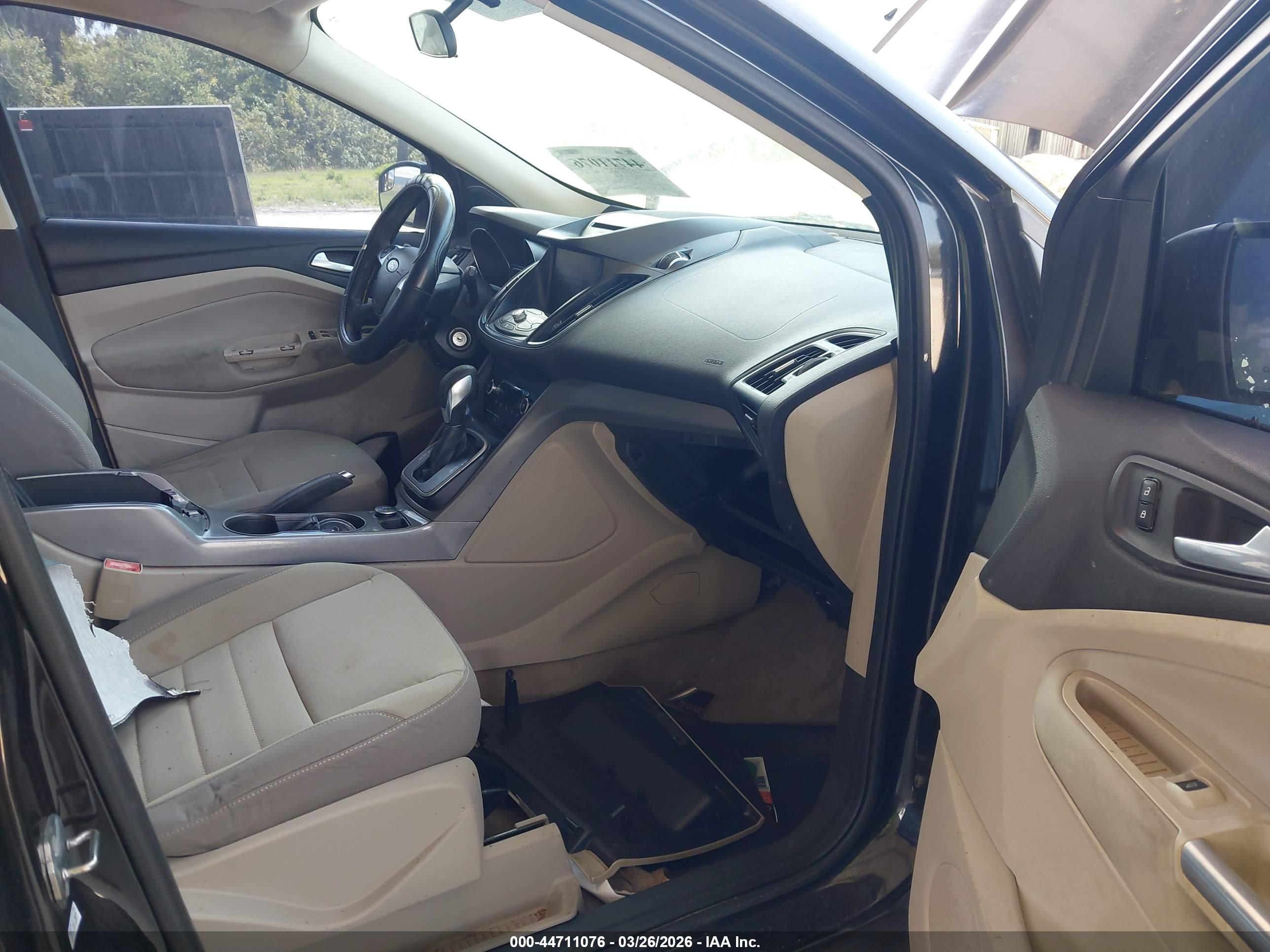 FORD ESCAPE image 5