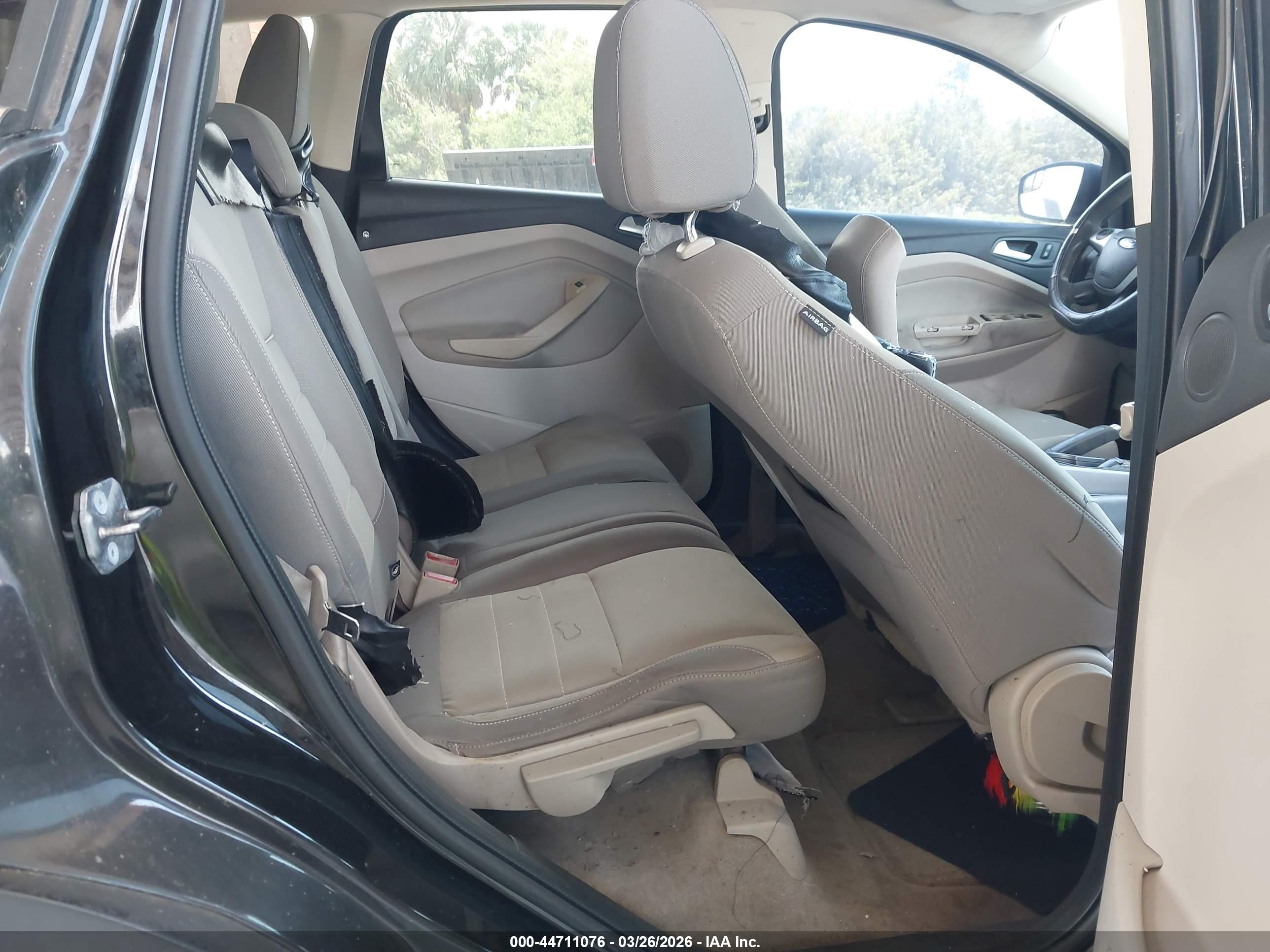 FORD ESCAPE image 8