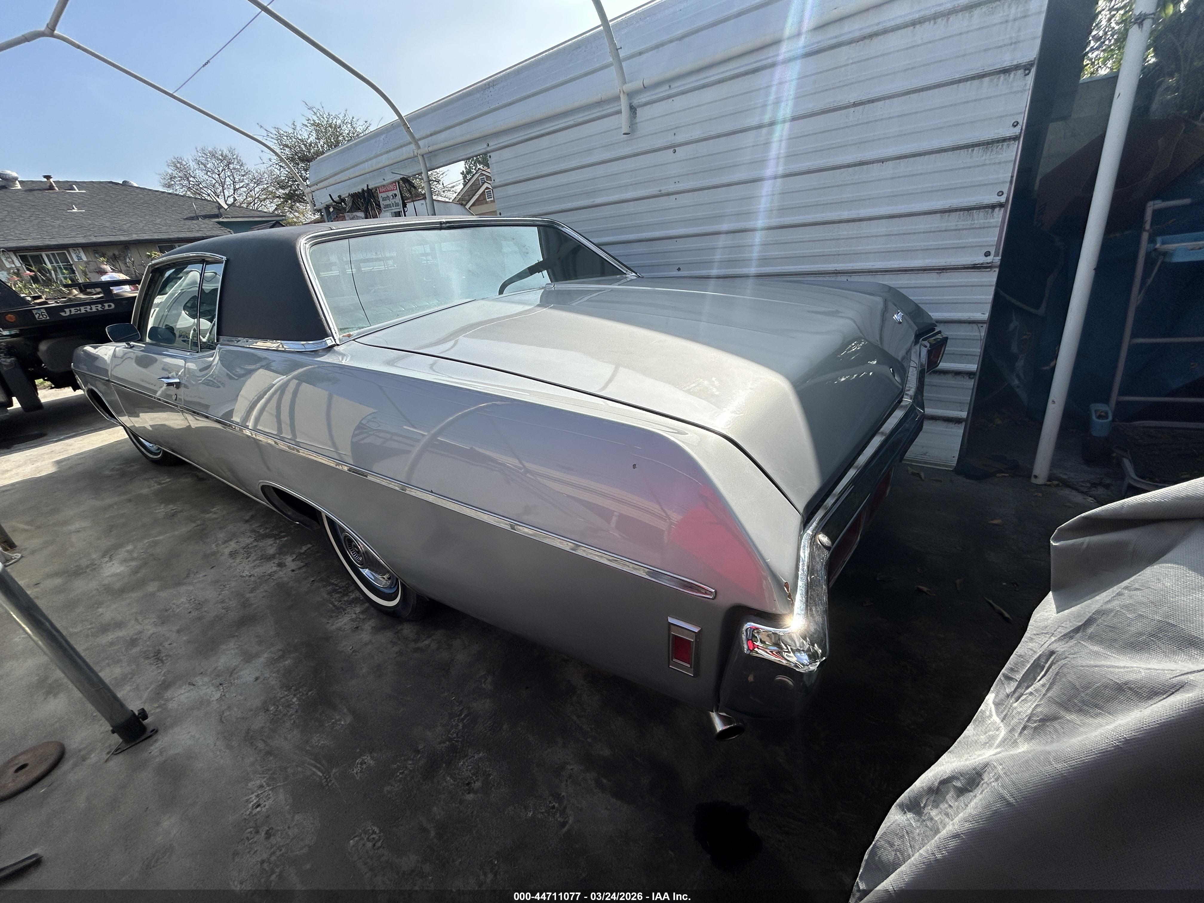 CHEVROLET IMPALA image 3