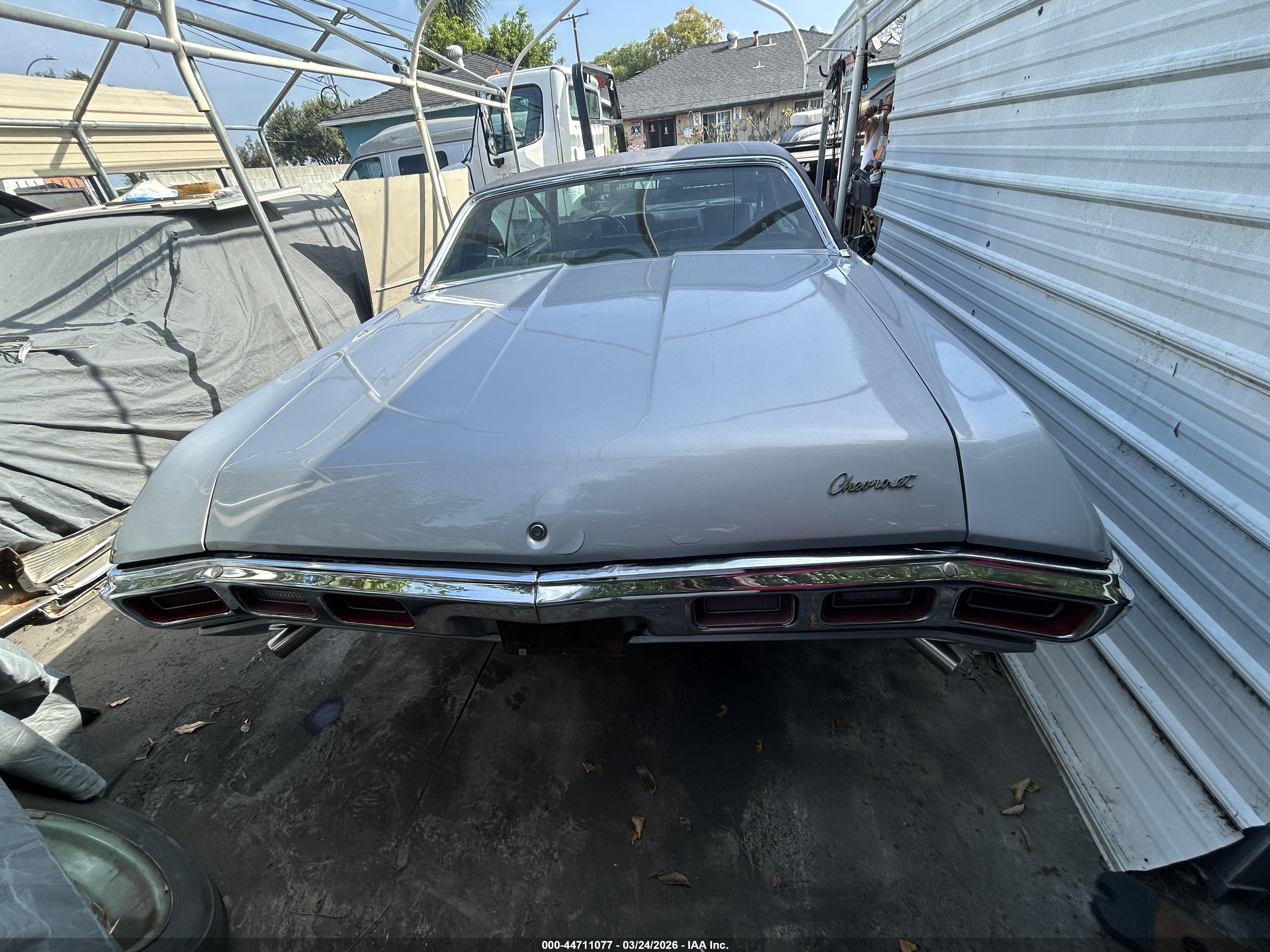 CHEVROLET IMPALA image 6