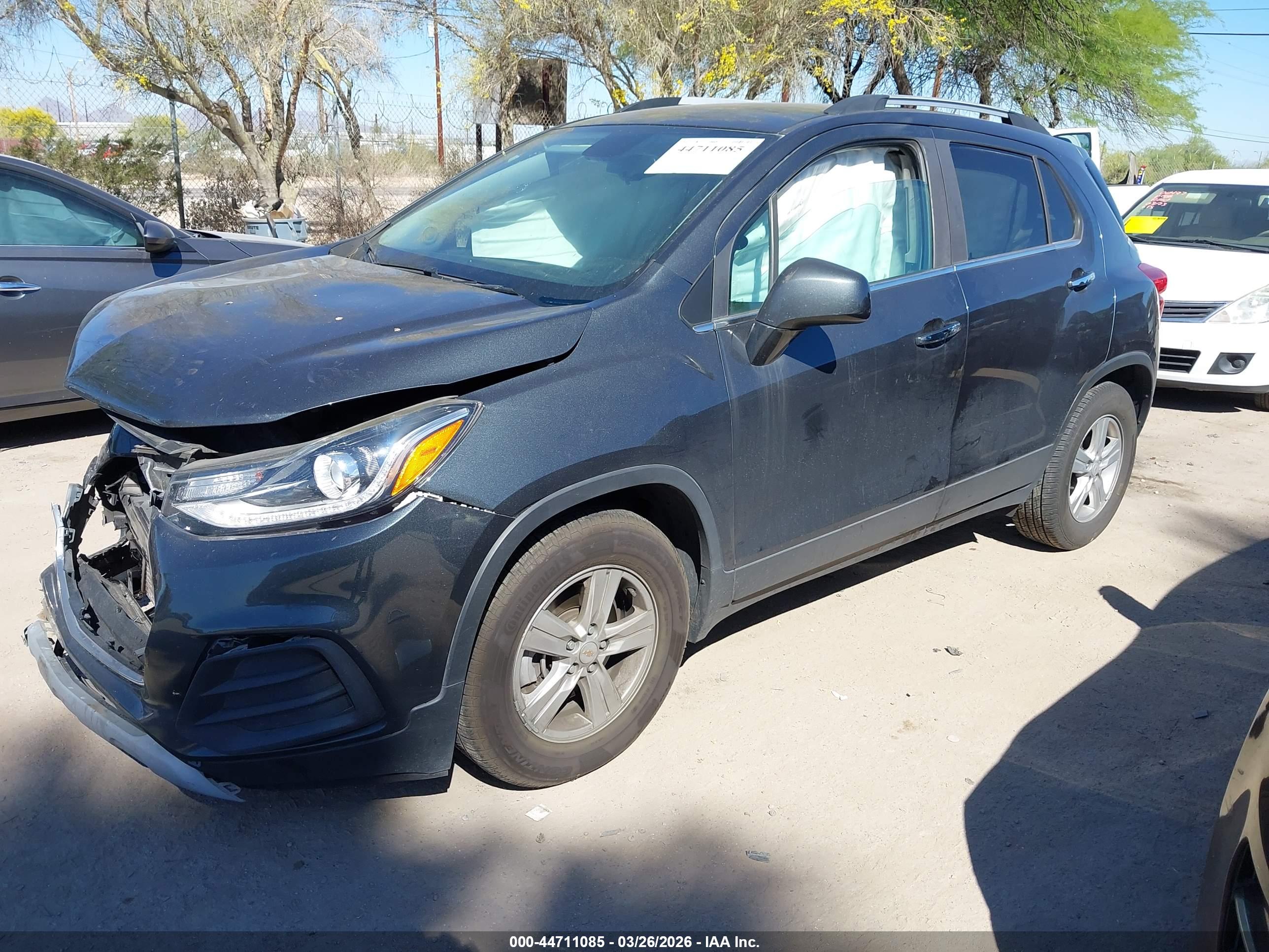 CHEVROLET TRAX image 2