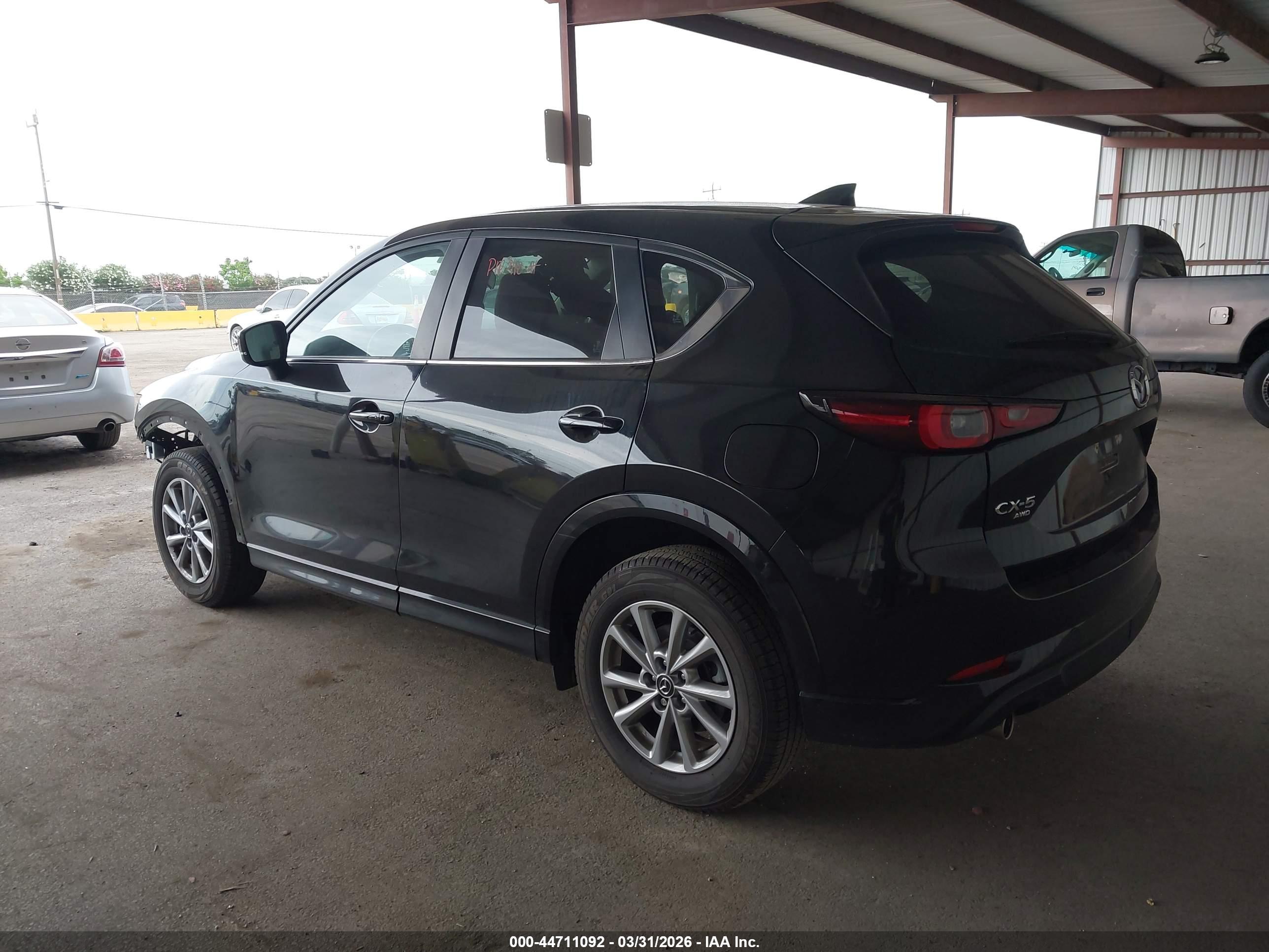 MAZDA CX-5 image 3