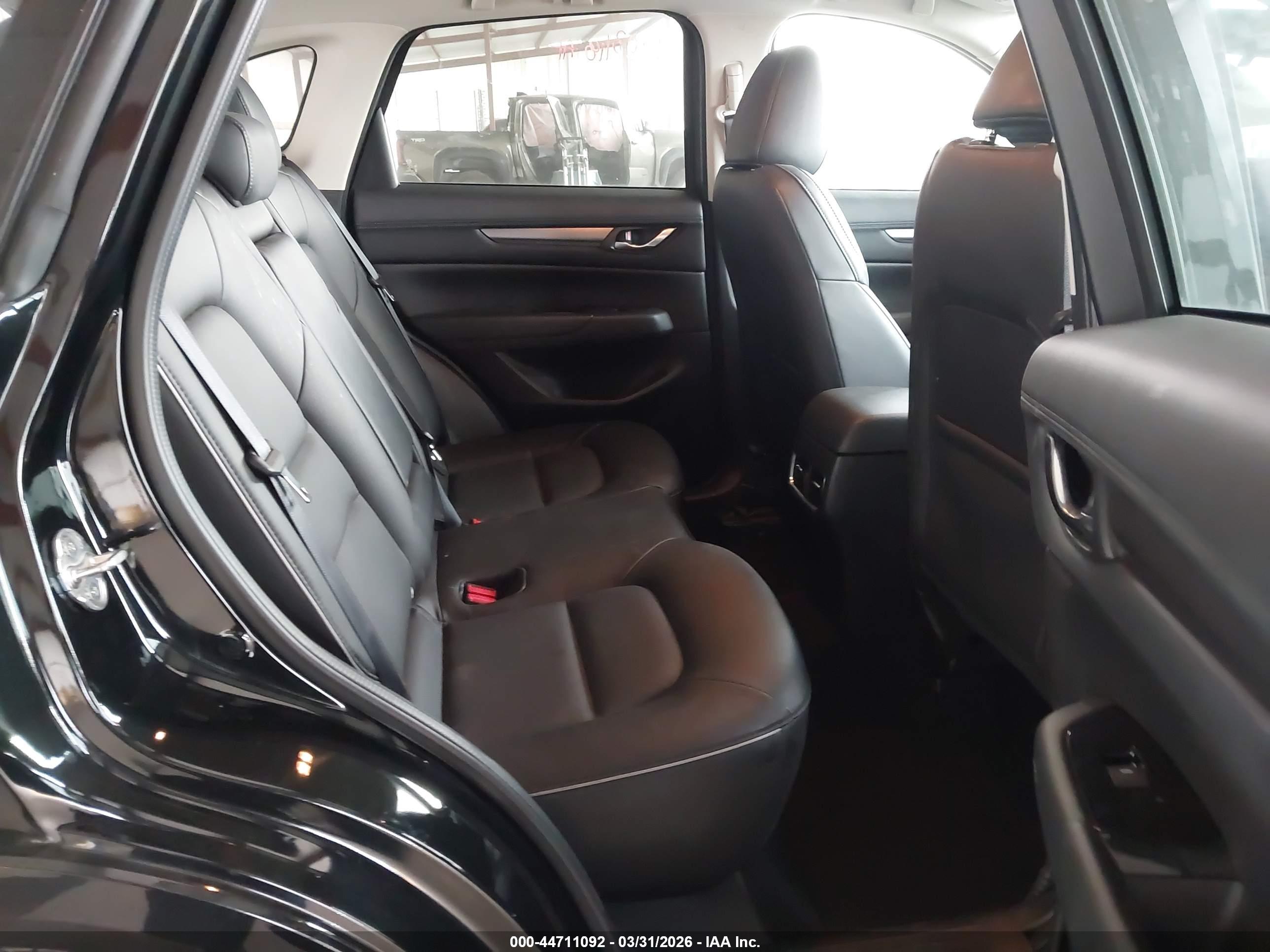 MAZDA CX-5 image 8