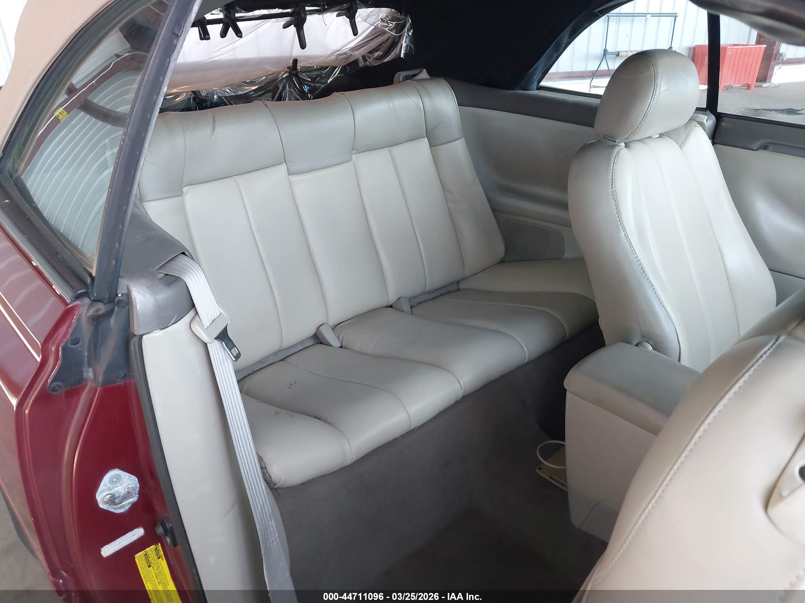 TOYOTA CAMRY image 8
