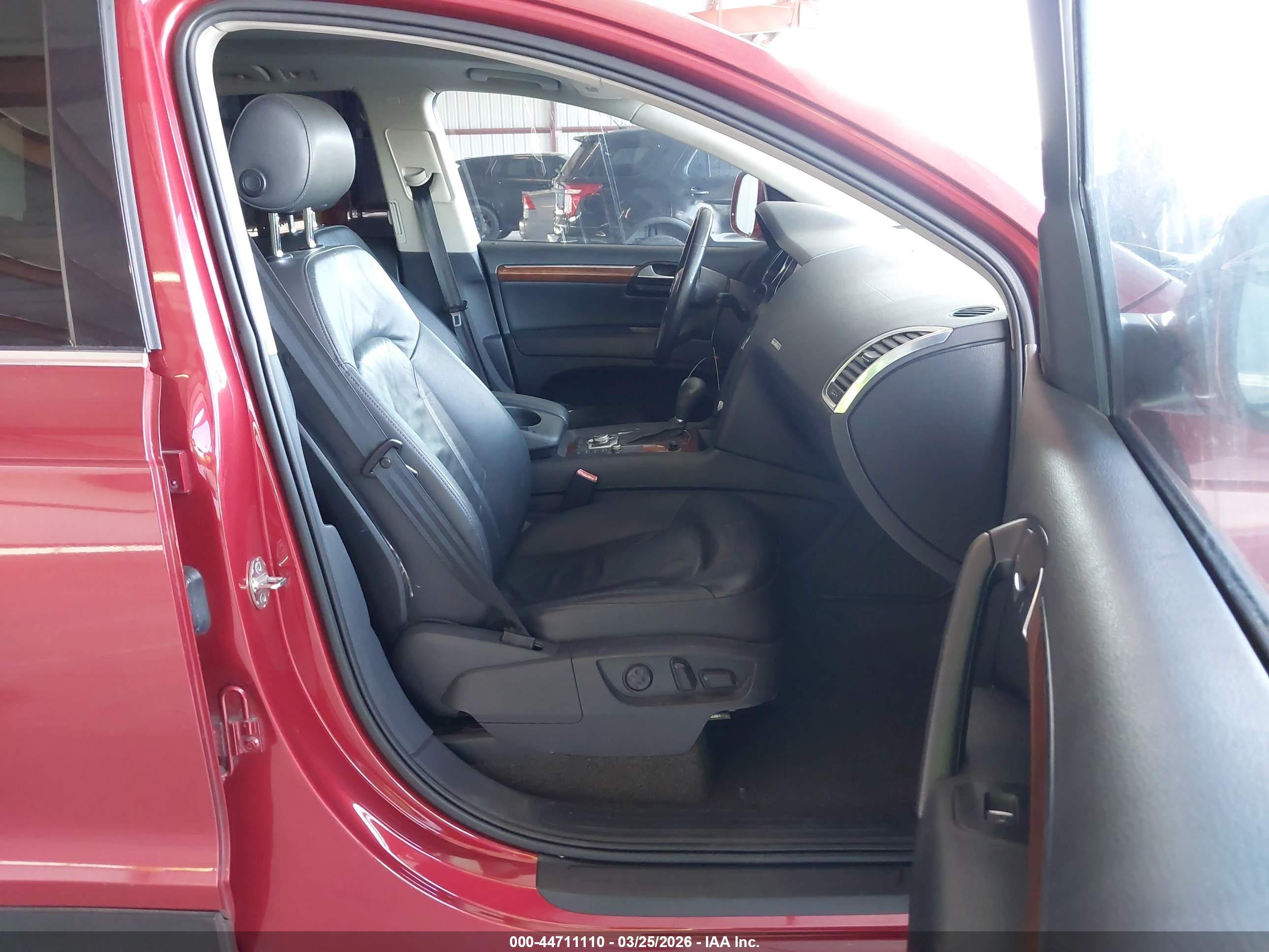 AUDI Q7 image 5