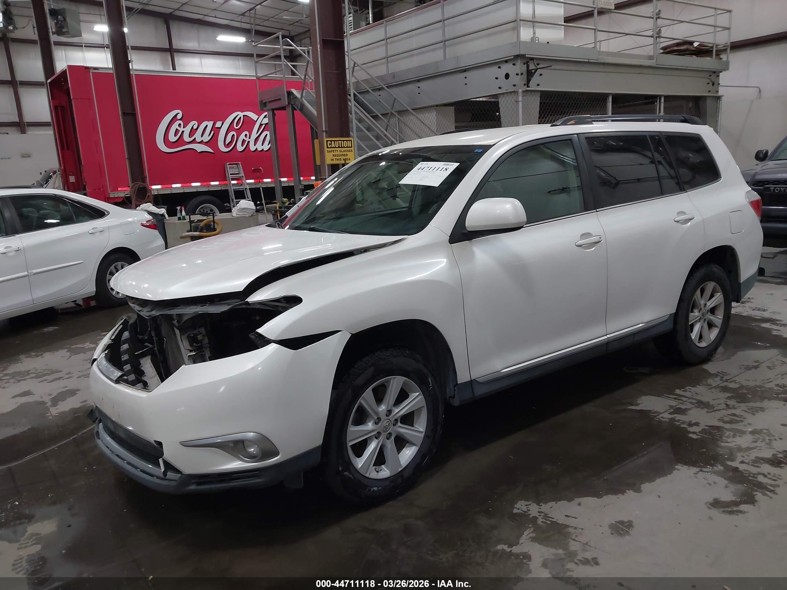 TOYOTA HIGHLANDER image 2
