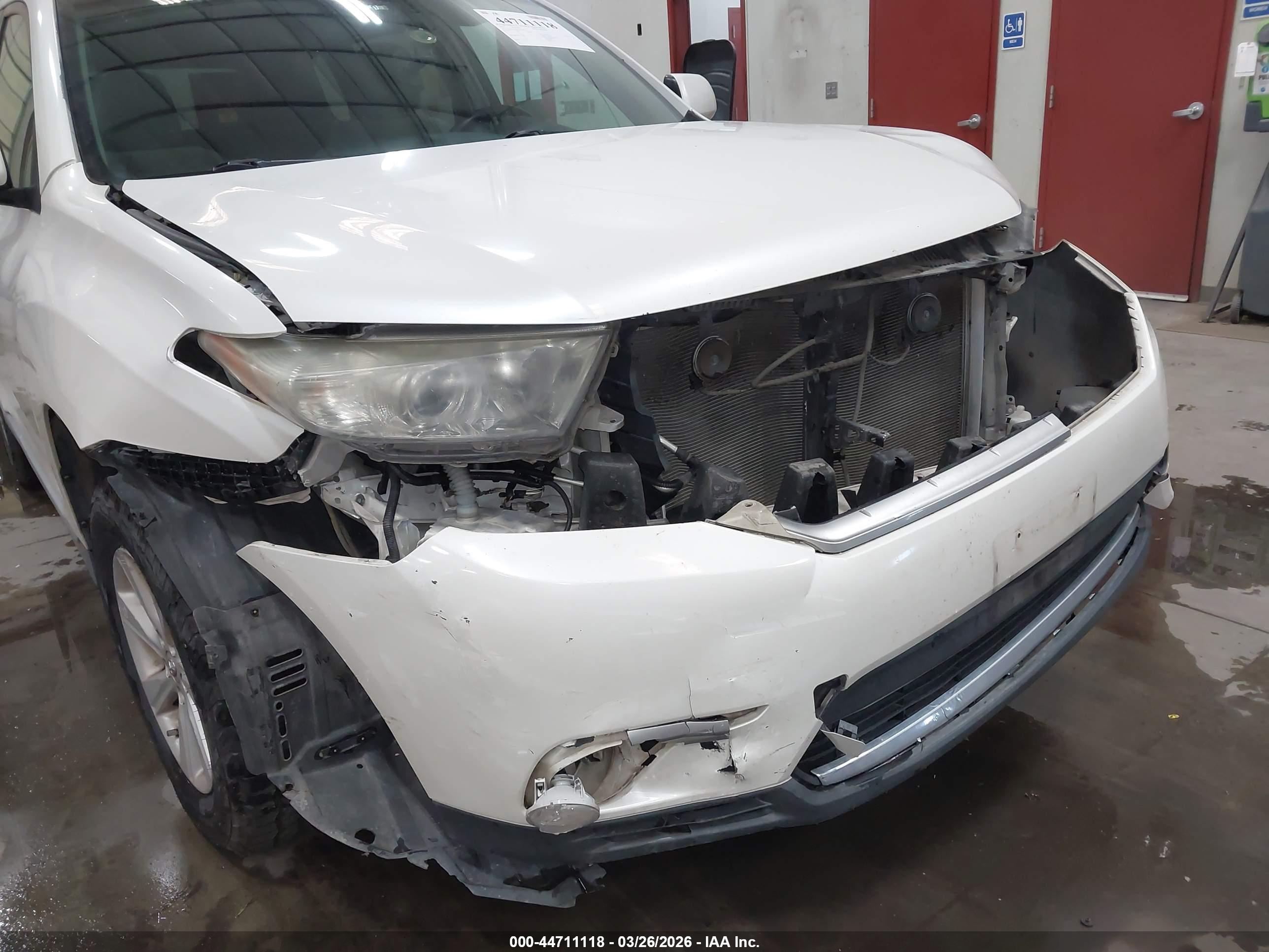 TOYOTA HIGHLANDER image 6