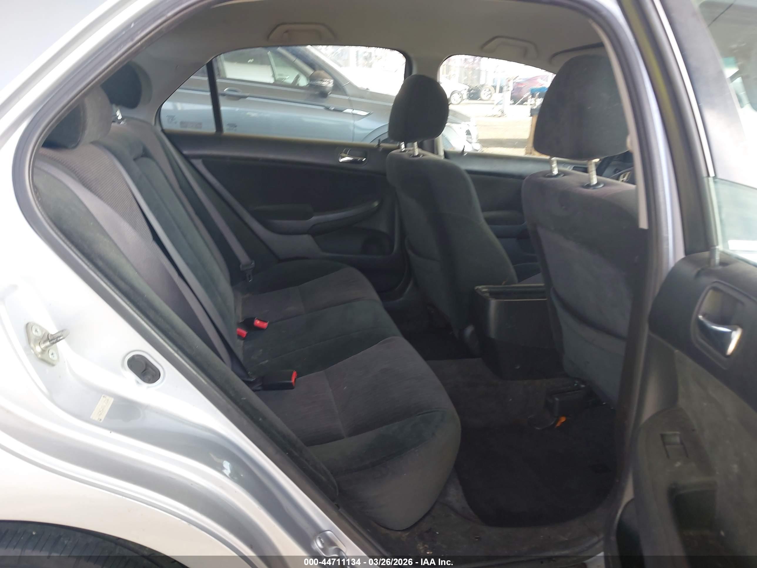 HONDA ACCORD image 8