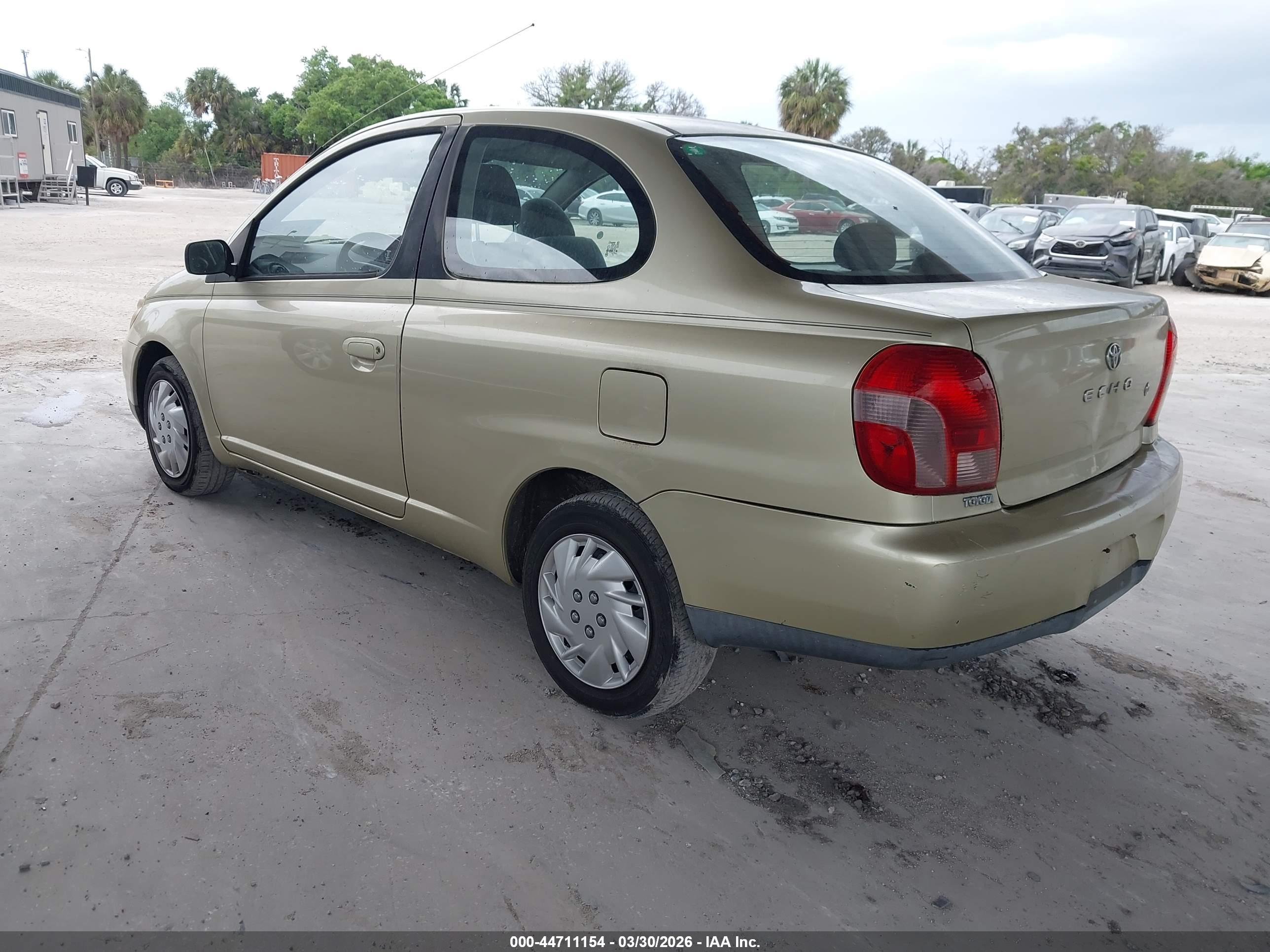 TOYOTA ECHO image 3