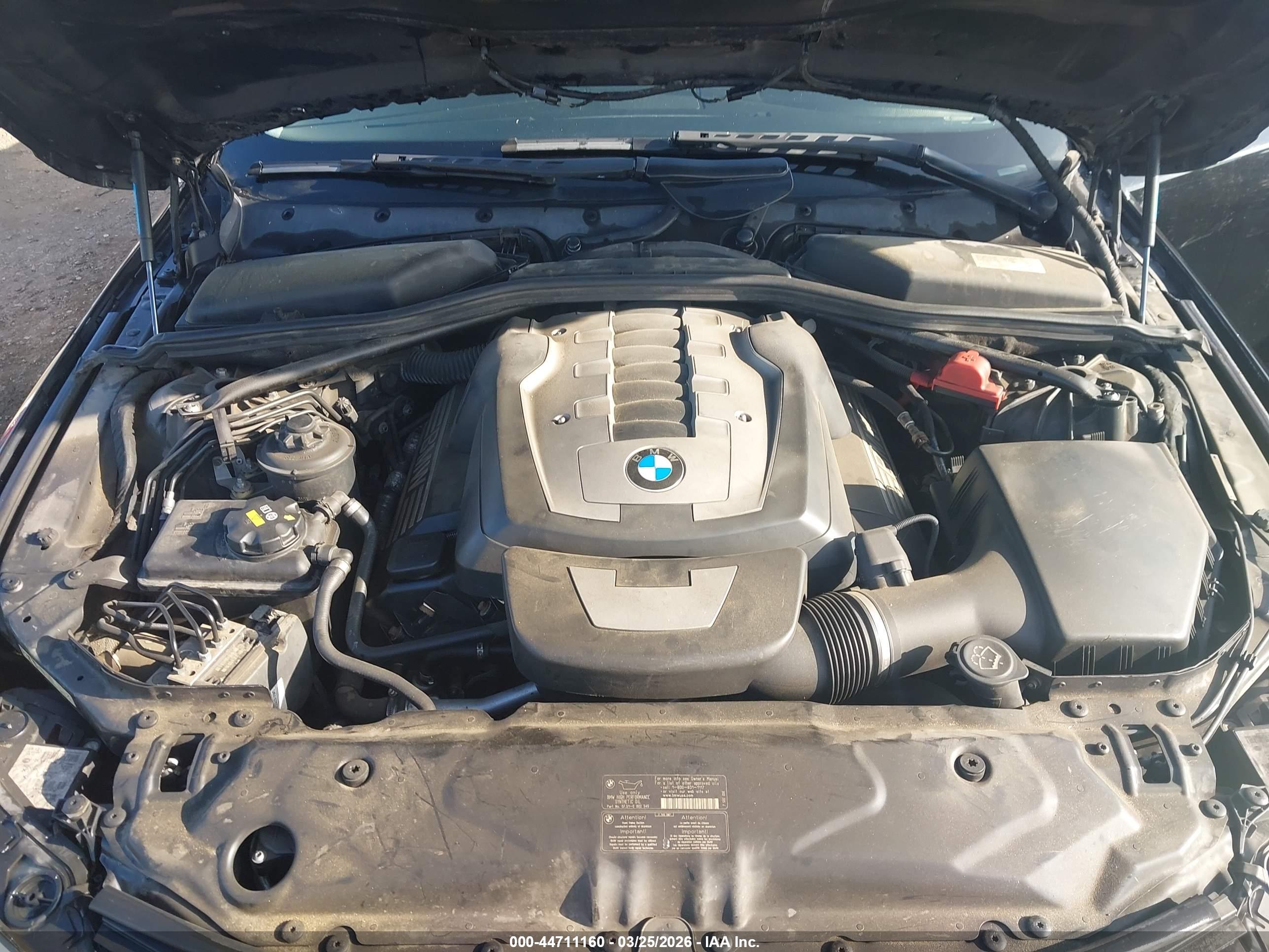 BMW 550I image 10