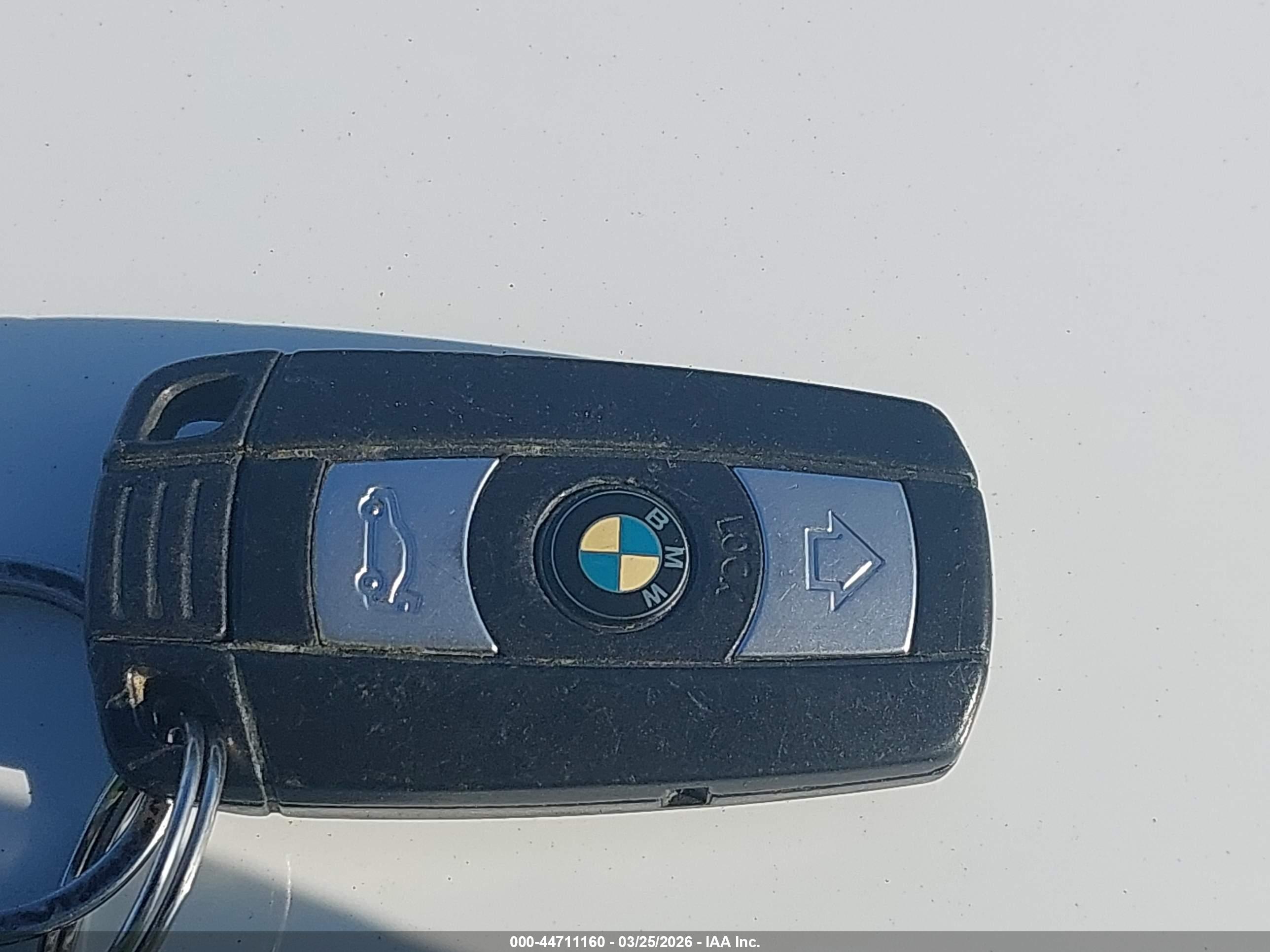 BMW 550I image 11